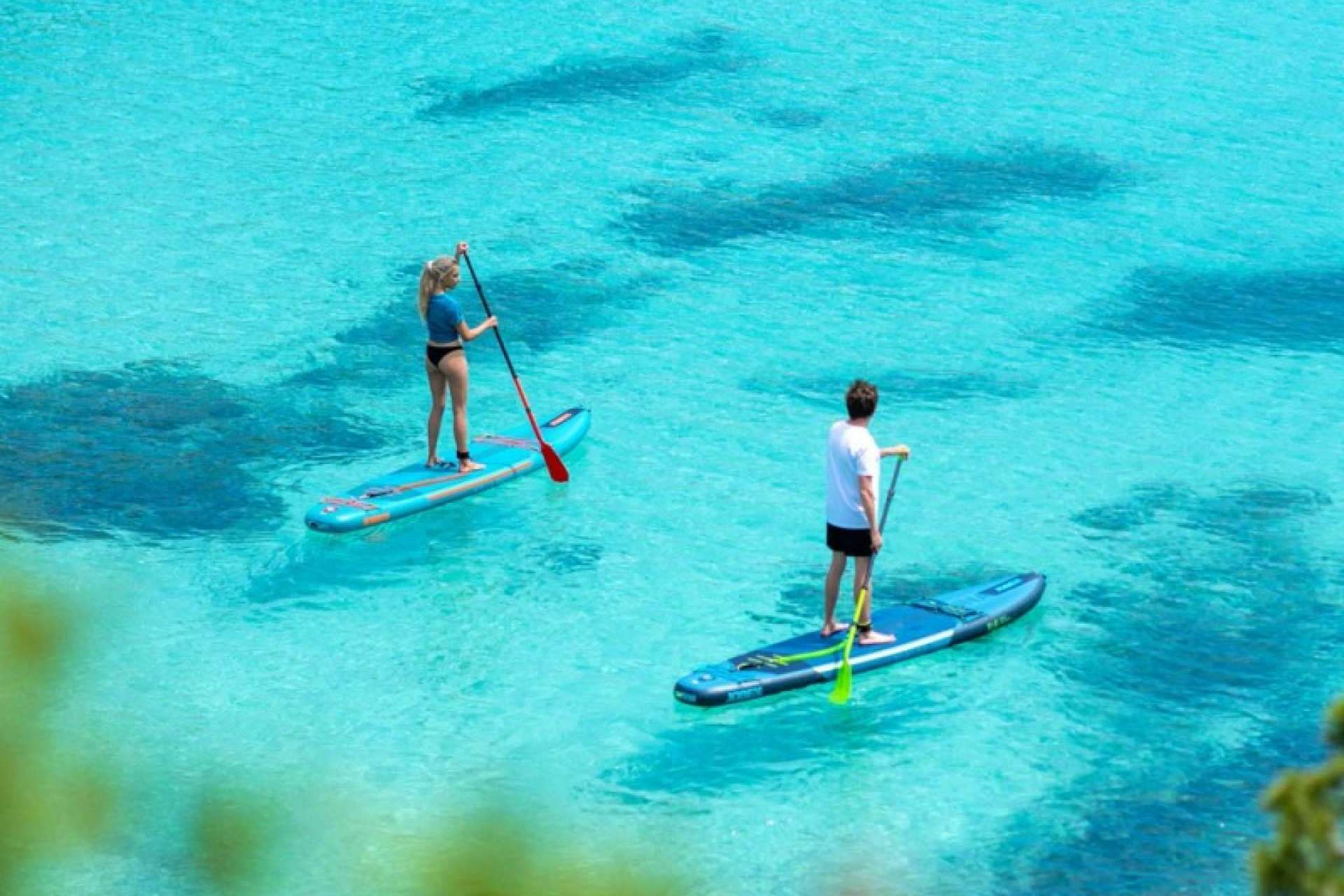 Sacar el máximo partido a la costa alicantina con el alquiler de tablas de paddle surf y kayaks, de la mano de Nauticmar