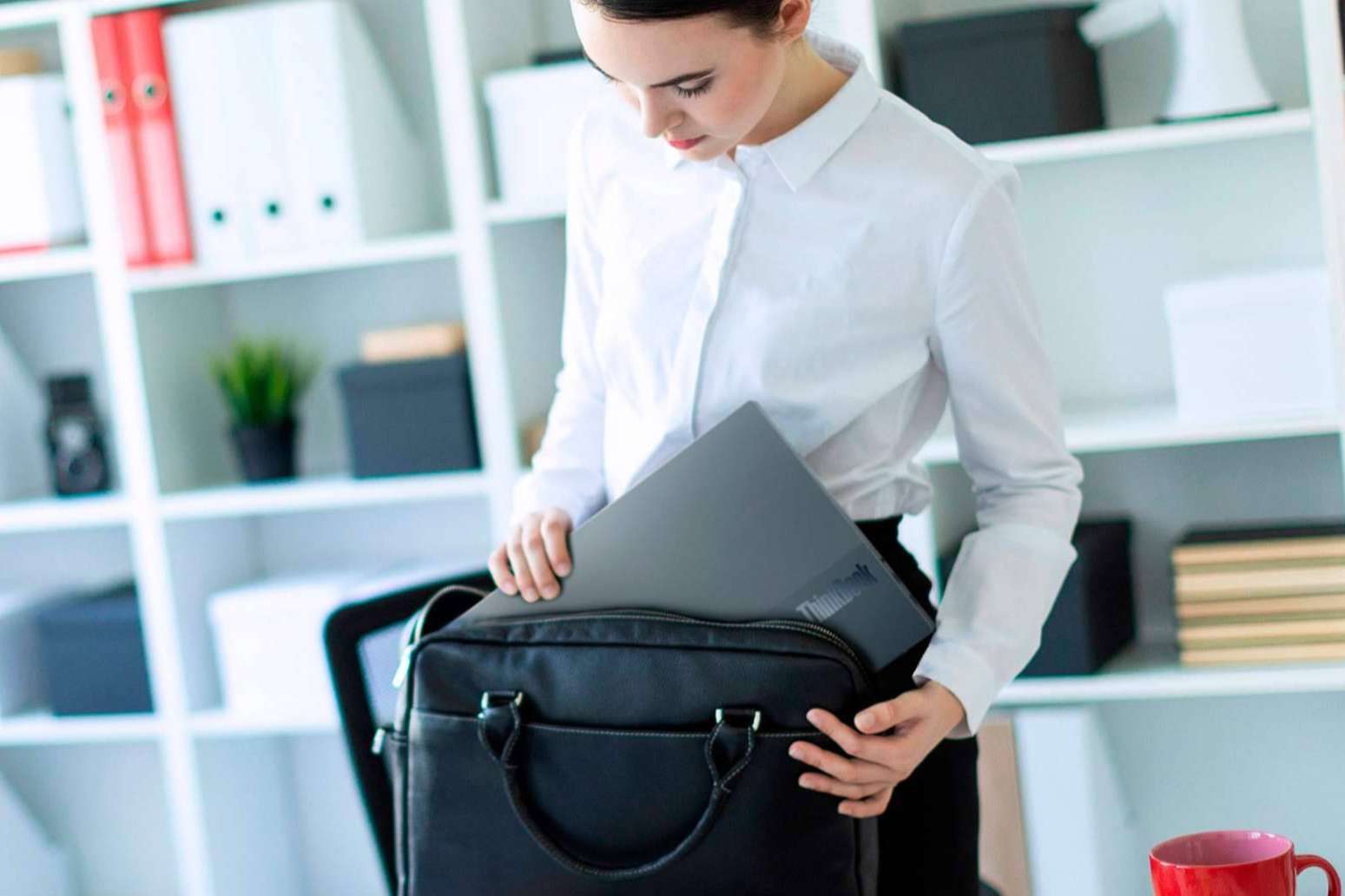 Los portátiles ThinkBook de la marca Lenovo, la elección ideal para las pymes