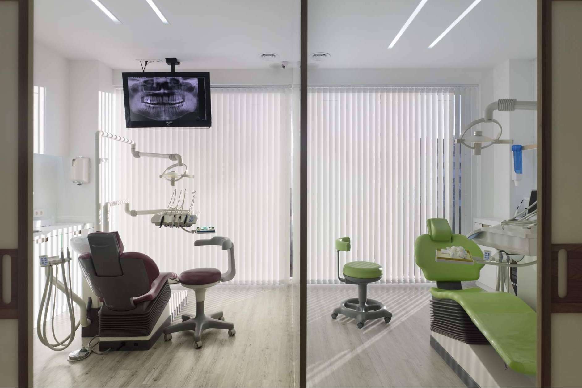Entrevista realizada al doctor Erwin Arosa, director clínico de Erwindental