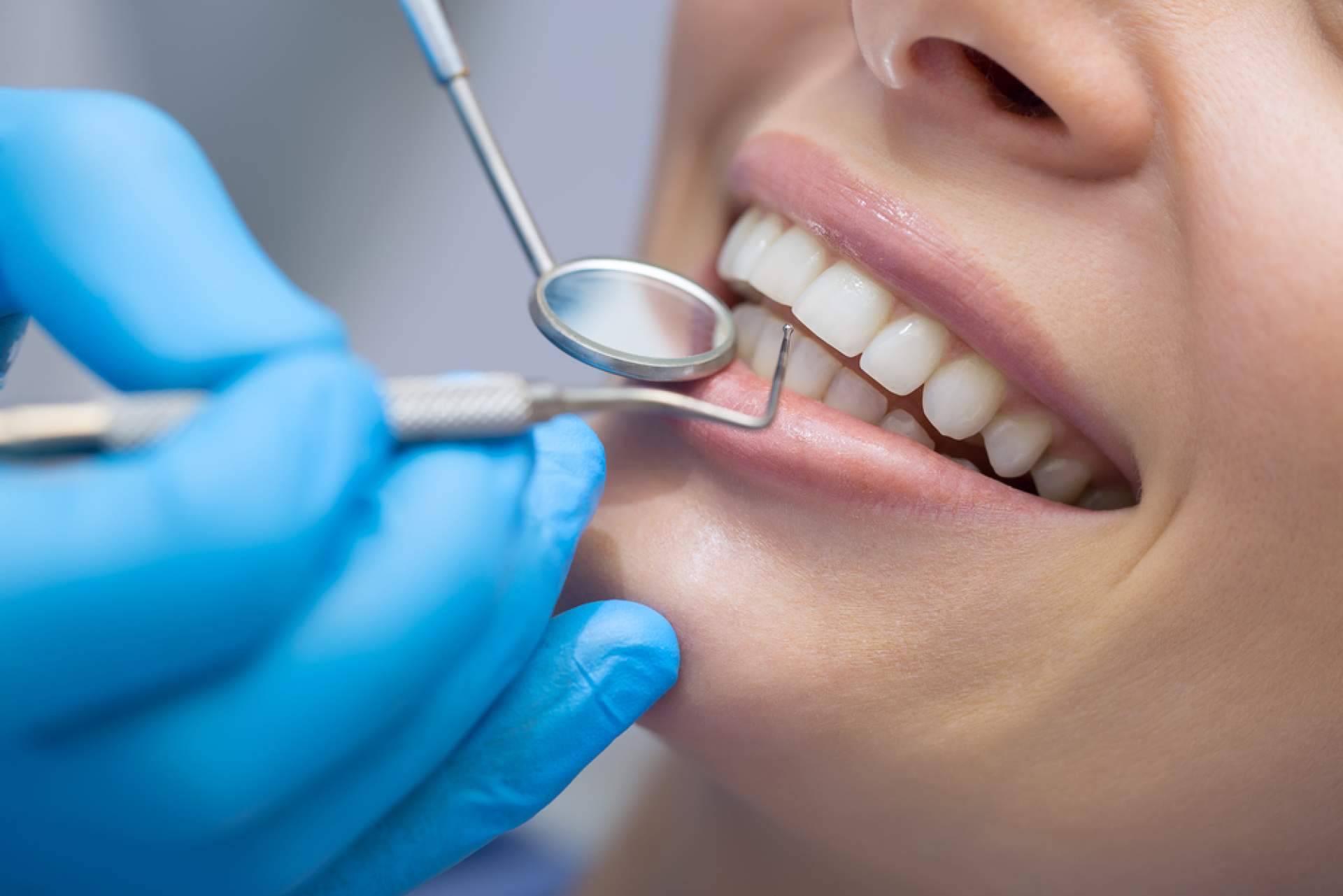 ResidentLive, especialistas en periodoncia
