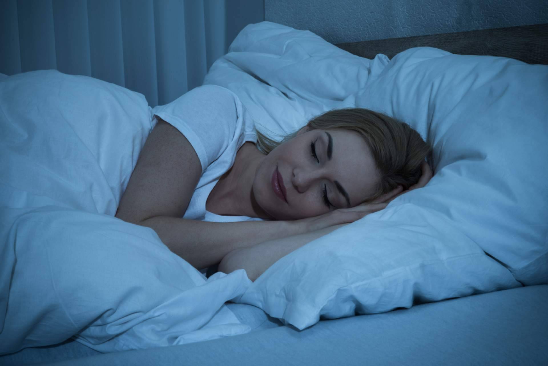 Productos naturales para combatir el insomnio y dormir plácidamente, de la mano de HerbaClock
