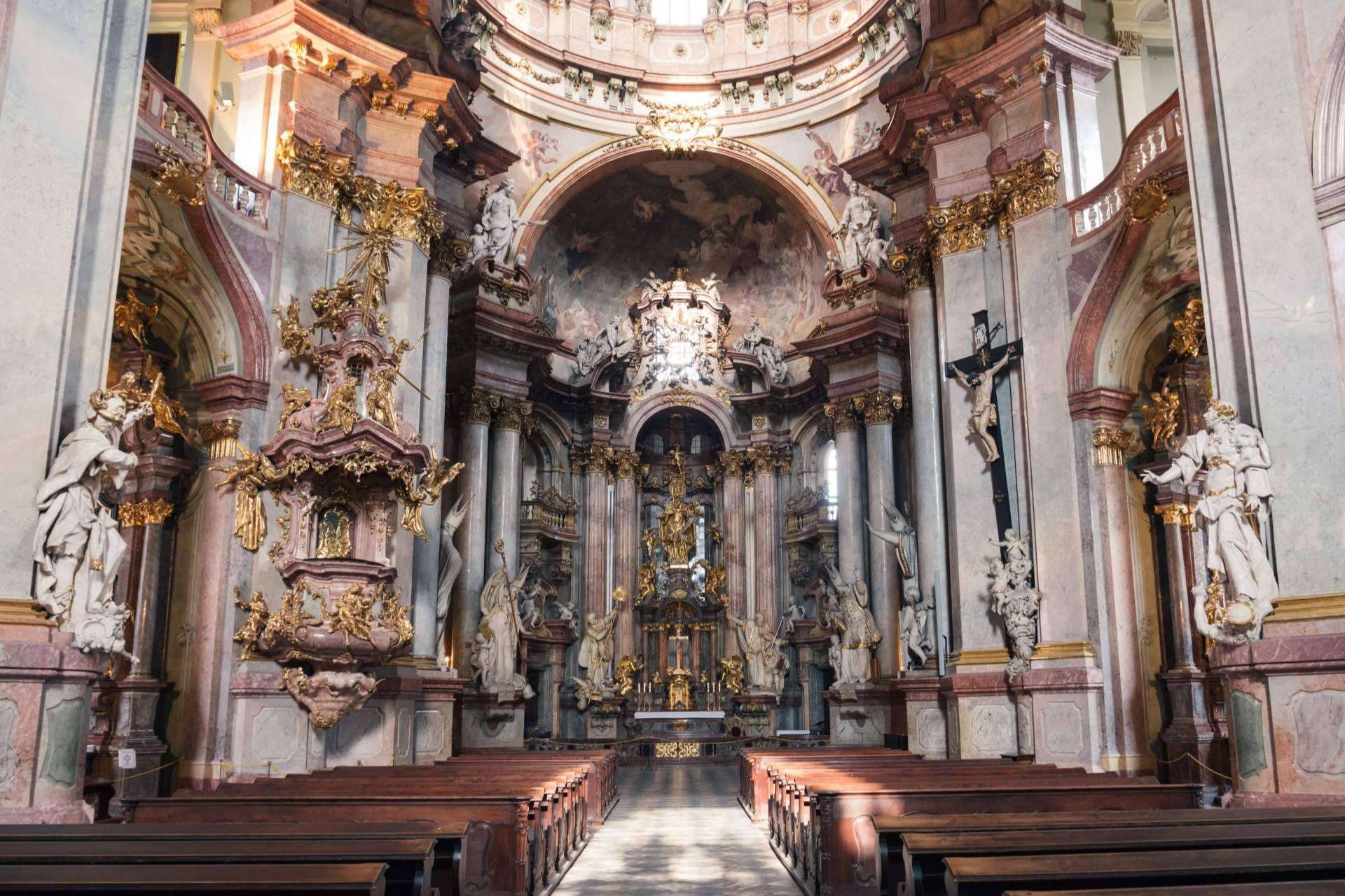 Un ejemplo de éxito Belltron en Madrid es la iglesia de Santa Cristina