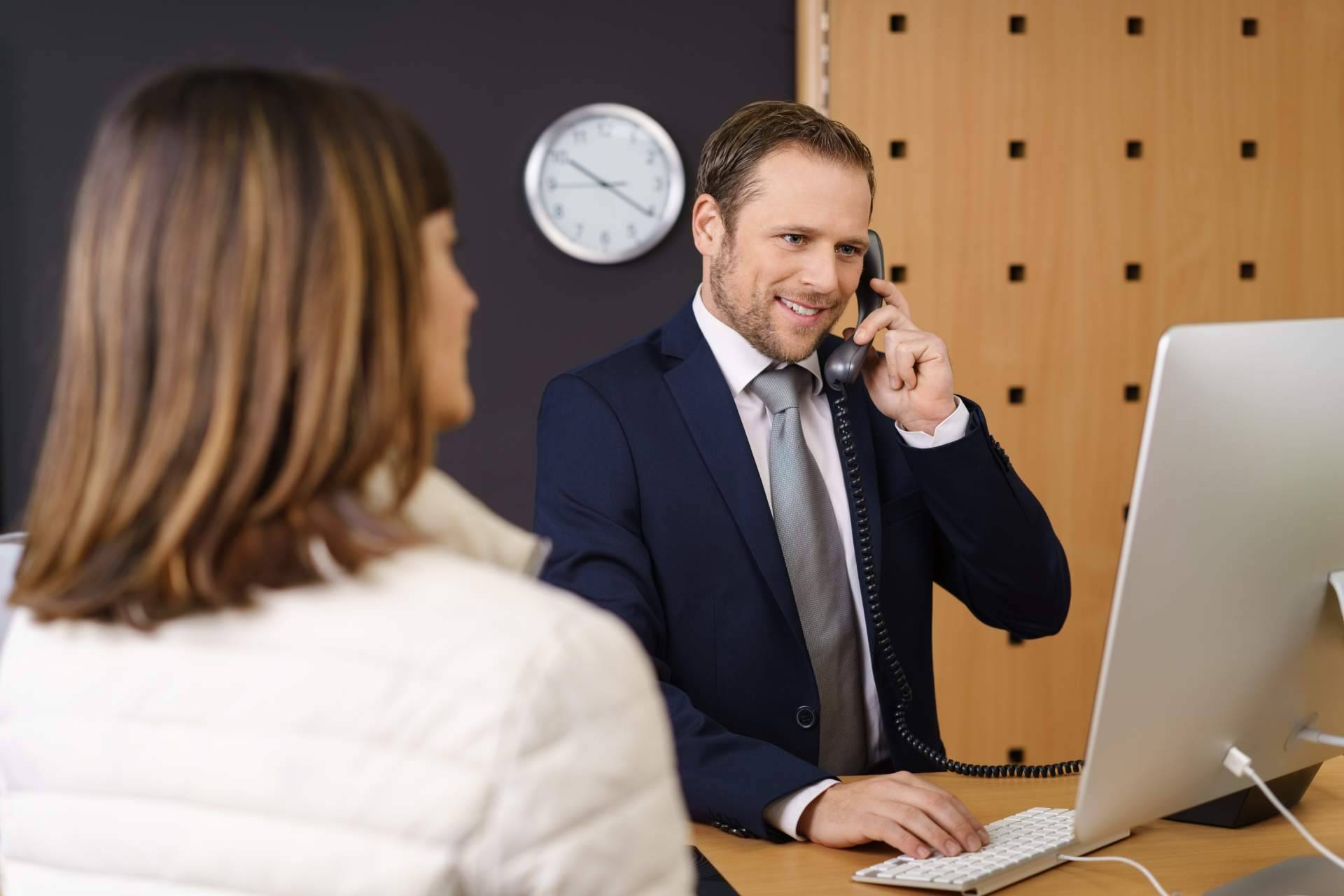 Contratar servicios de líneas telefónicas, de la mano de Premium Numbers