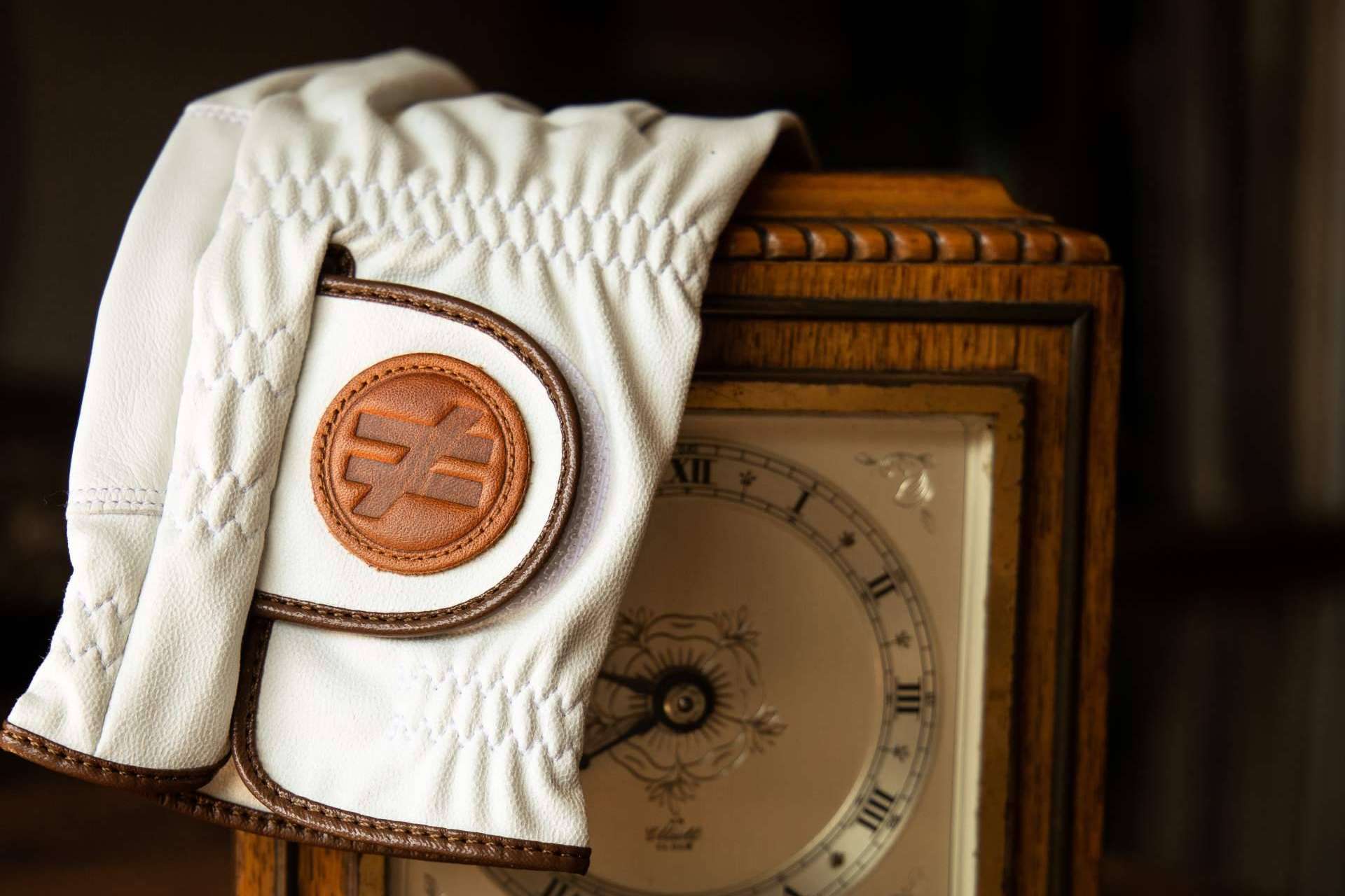 El éxito del Guante Retro de NGB en el mercado español avanza internacionalmente en Irlanda y Francia