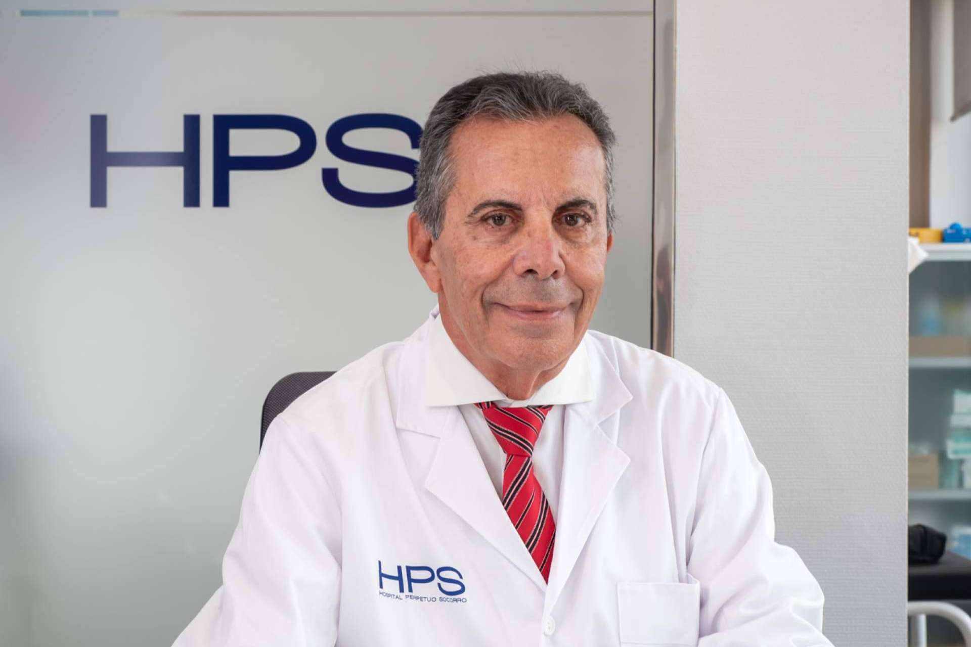 Una rinoplastia para corregir los defectos de la nariz, con Dr. Julián Castillo