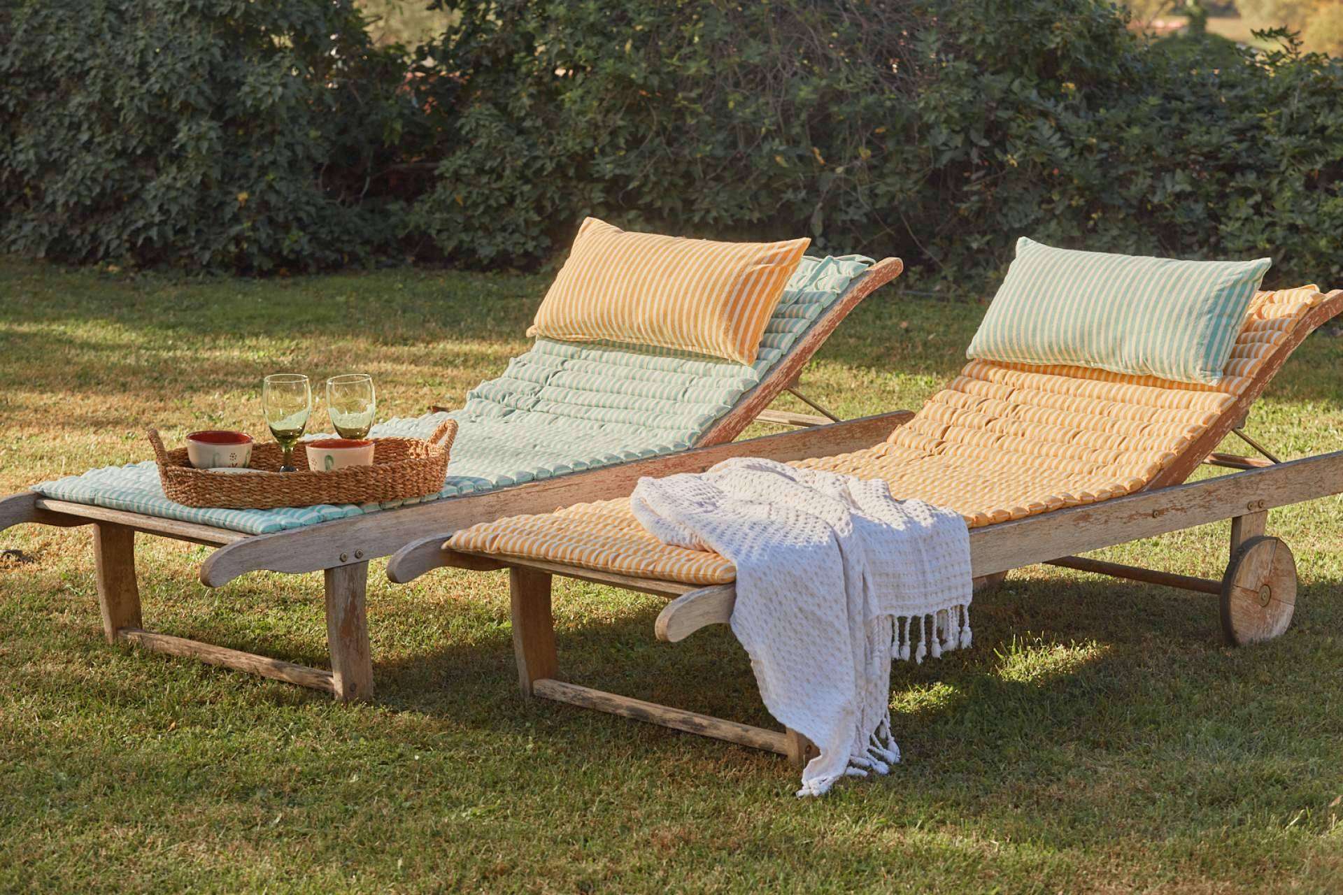 Las últimas tendencias en textil para decorar los espacios exteriores del hogar, por Calma House