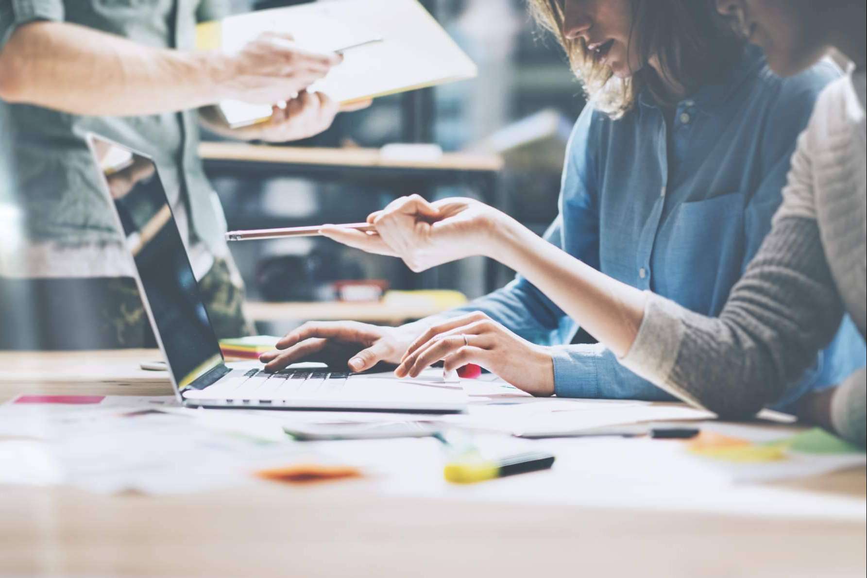 Cuáles son las diferencias entre las estrategias pull y push