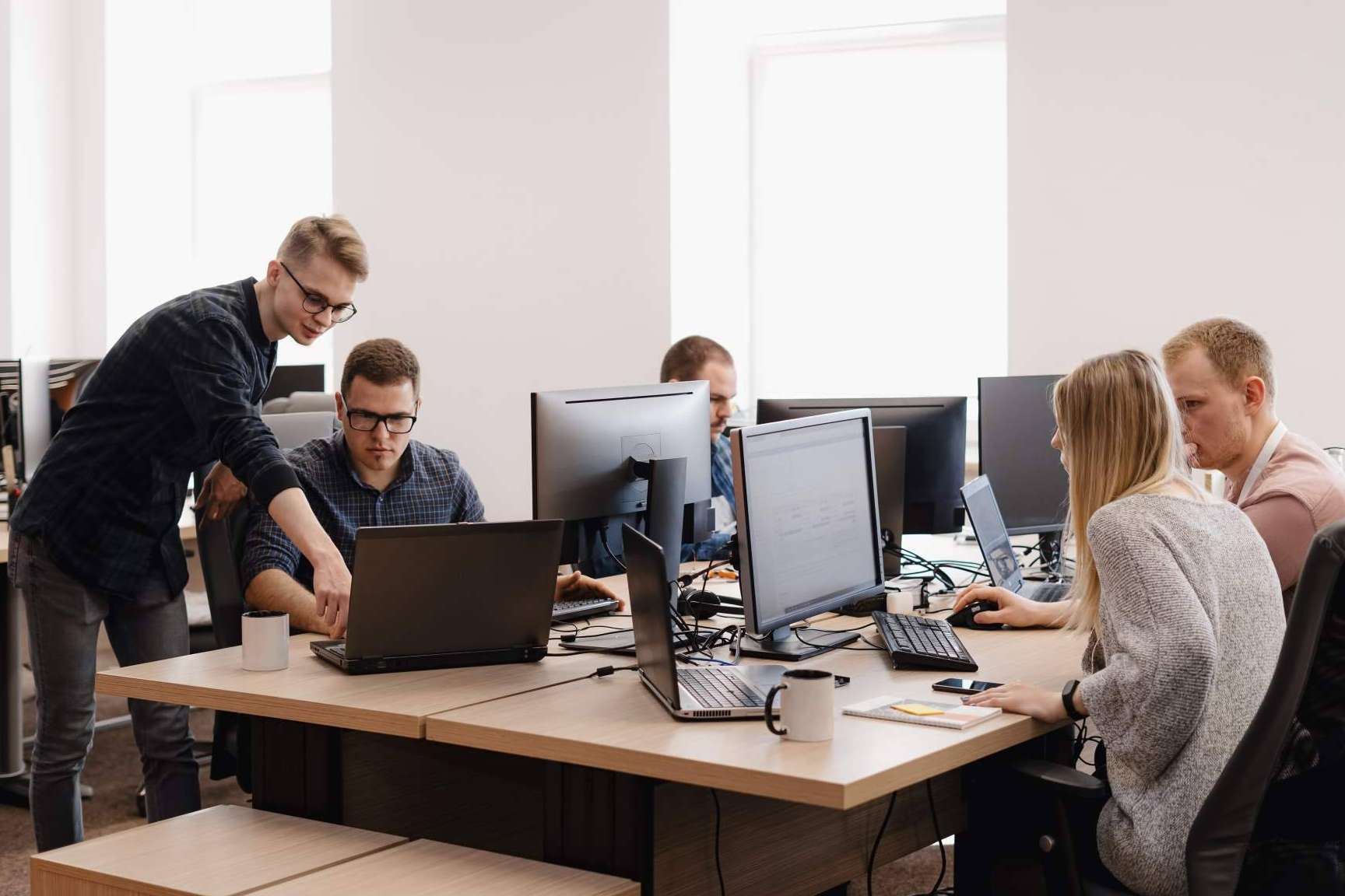 Límites legales y éticos en el control de los ordenadores en el trabajo, un análisis de GlobátiKa Peritos Informáticos