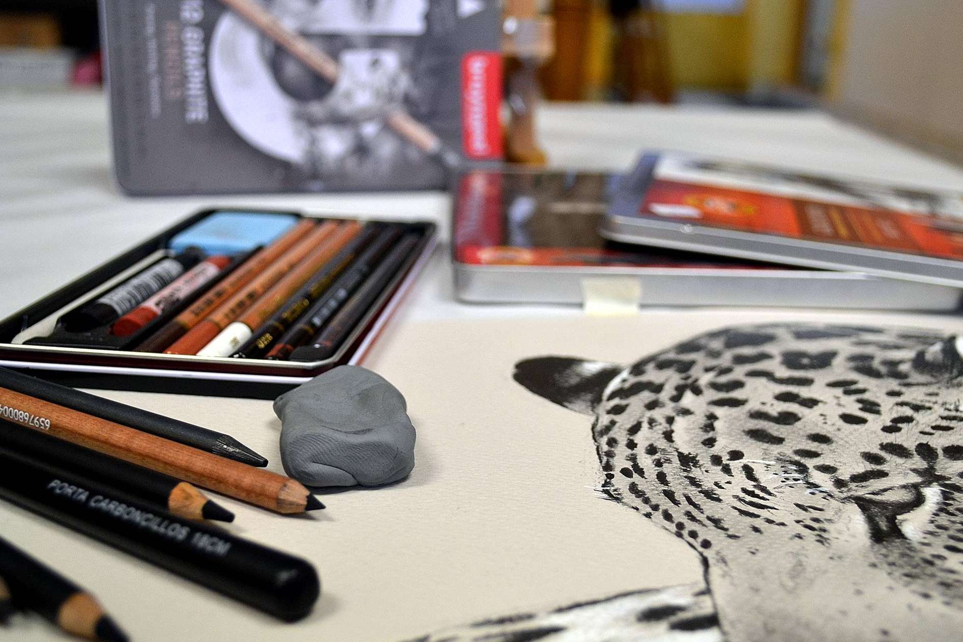 En la tienda online del Taller de Dibujo y Pintura Aceña Olmedo ofrecen todo el material para crear obras artísticas
