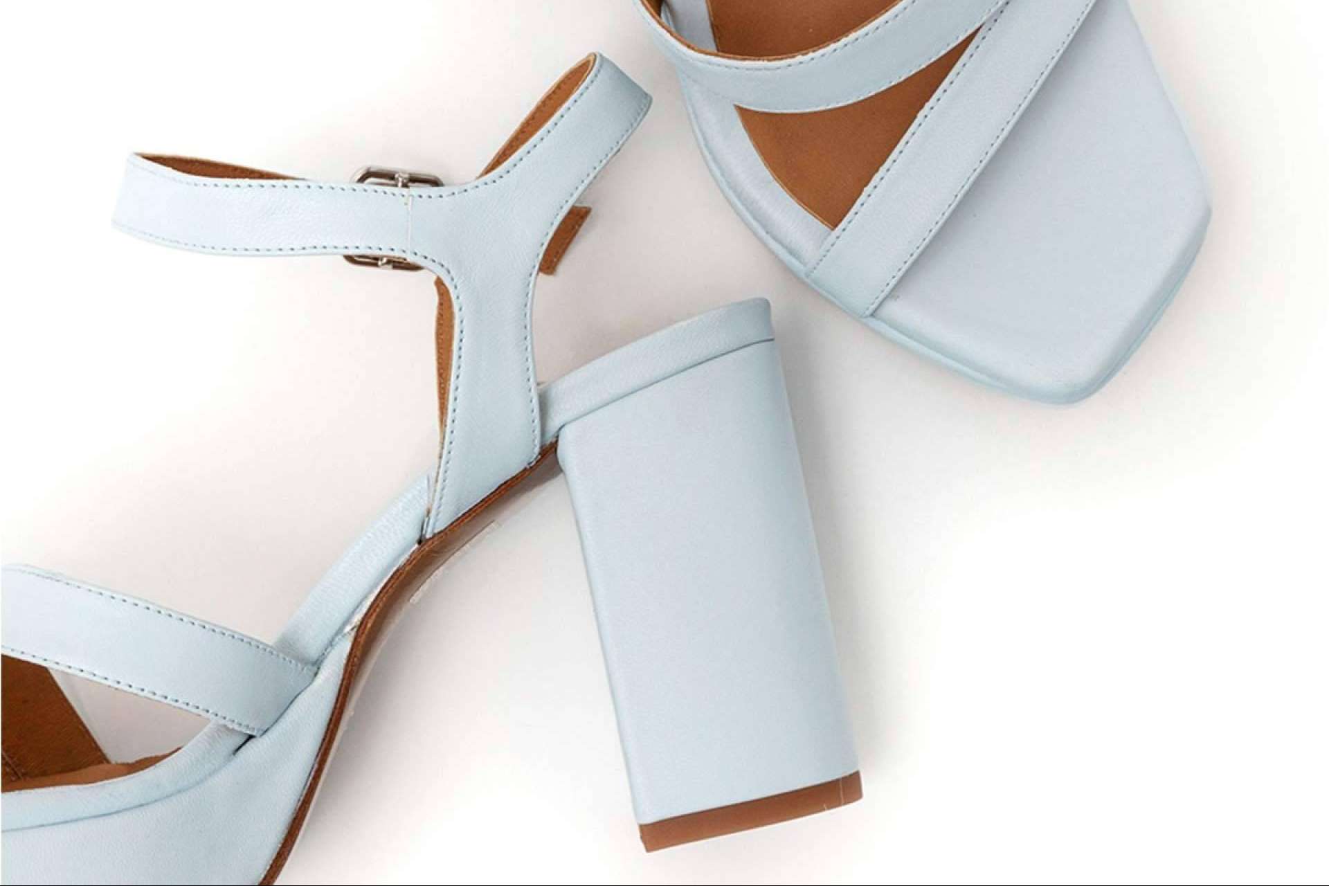 Descuentos especiales en calzado de verano de la marca Audley