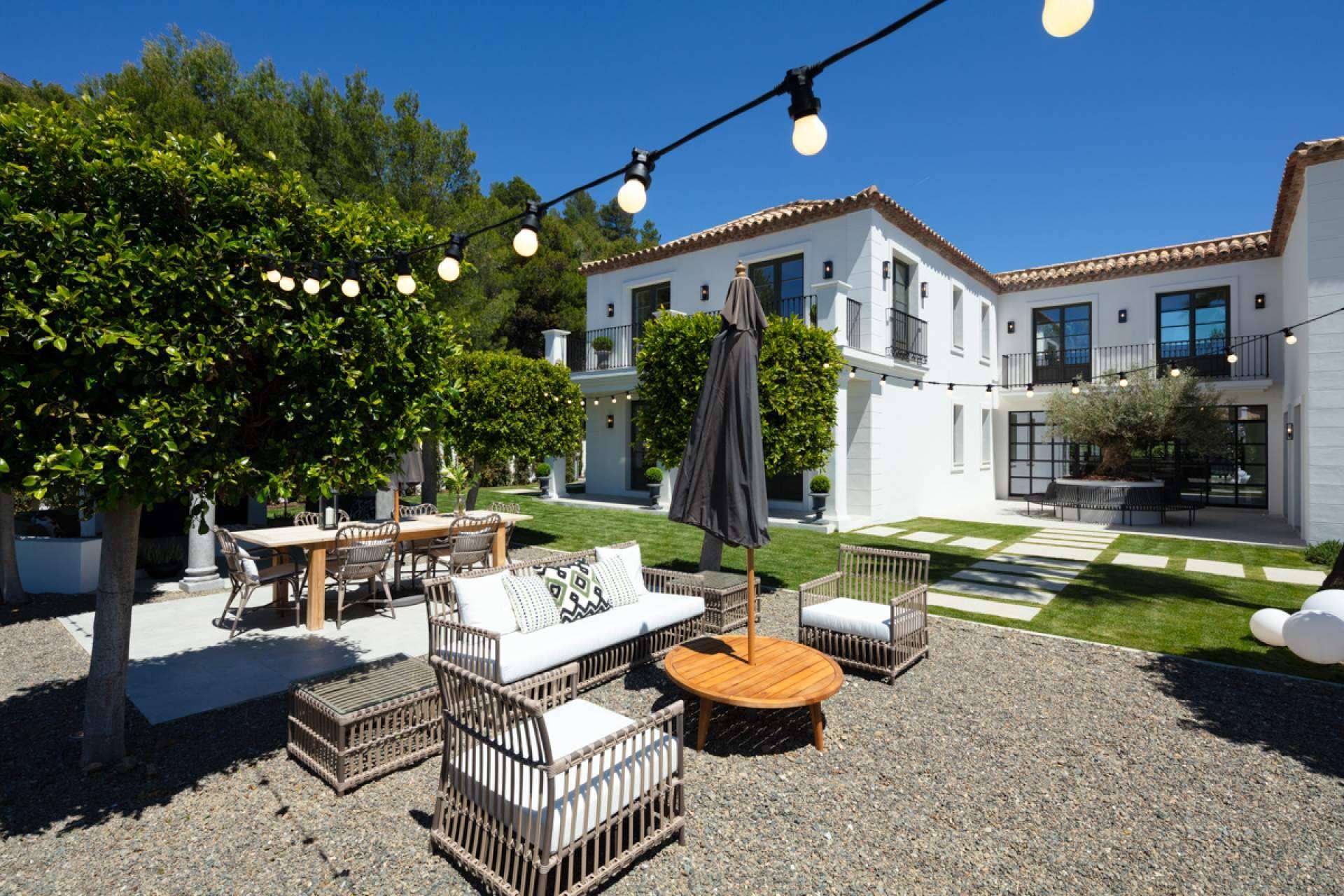Zeuthen & Company cuenta con un extenso catálogo de villas de lujo en Marbella