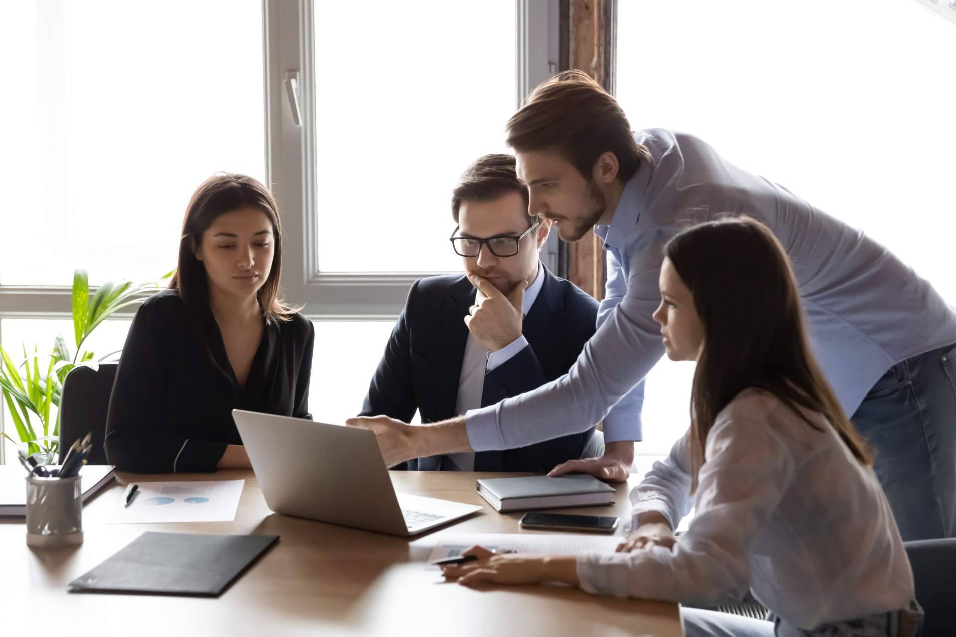 Transformando el reclutamiento. La plataforma que simplifica la búsqueda del talento joven para empresas, Becadvisor