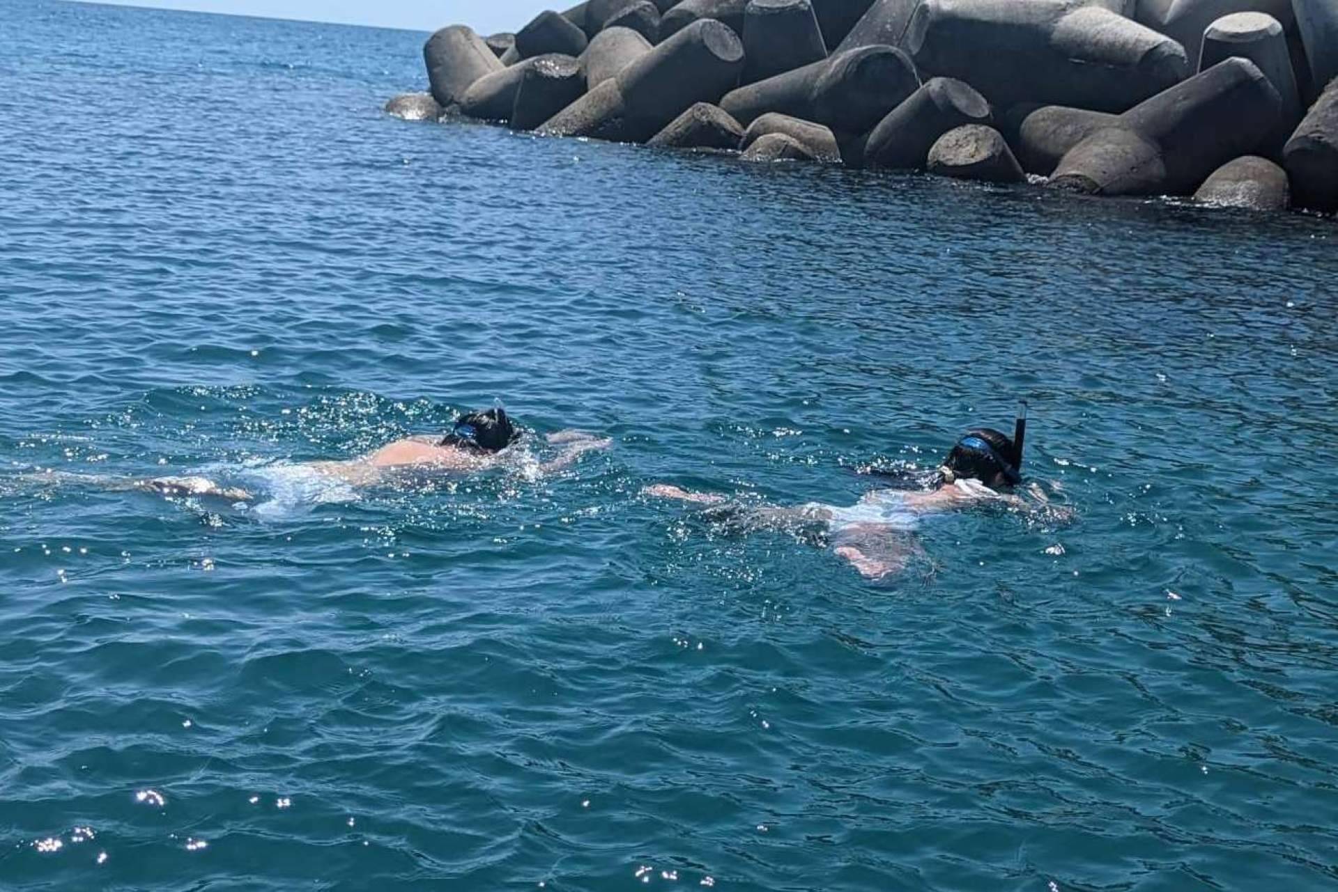 Helena Nautic ofrece la posibilidad de realizar snorkel en Málaga