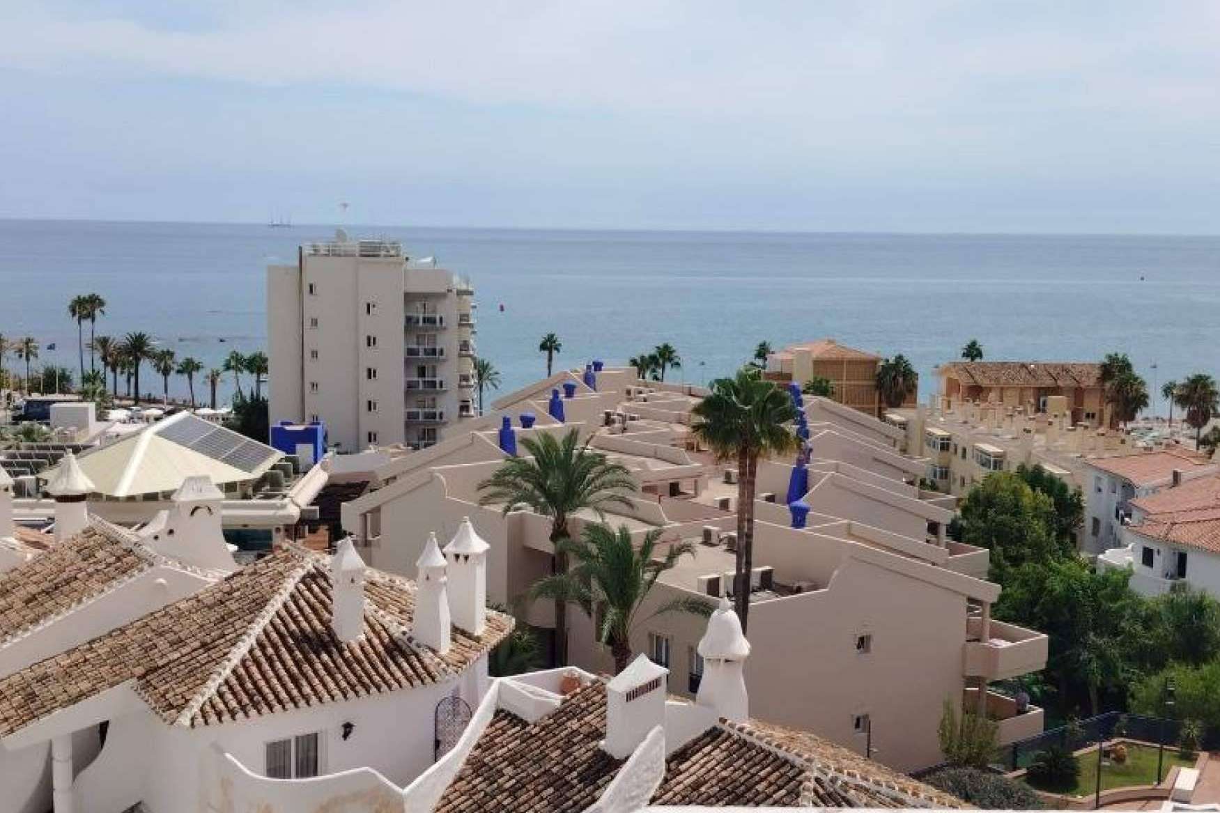 Las ventajas de contar con un alojamiento Benalmádena situado a tan solo 150 metros de la playa como Hotel Betania