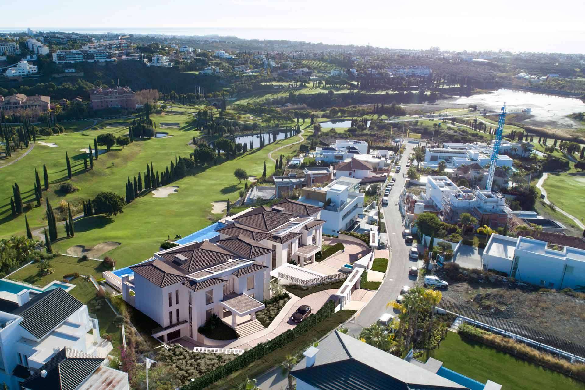 Nevado Realty pone villas de lujo en venta en Benahavís