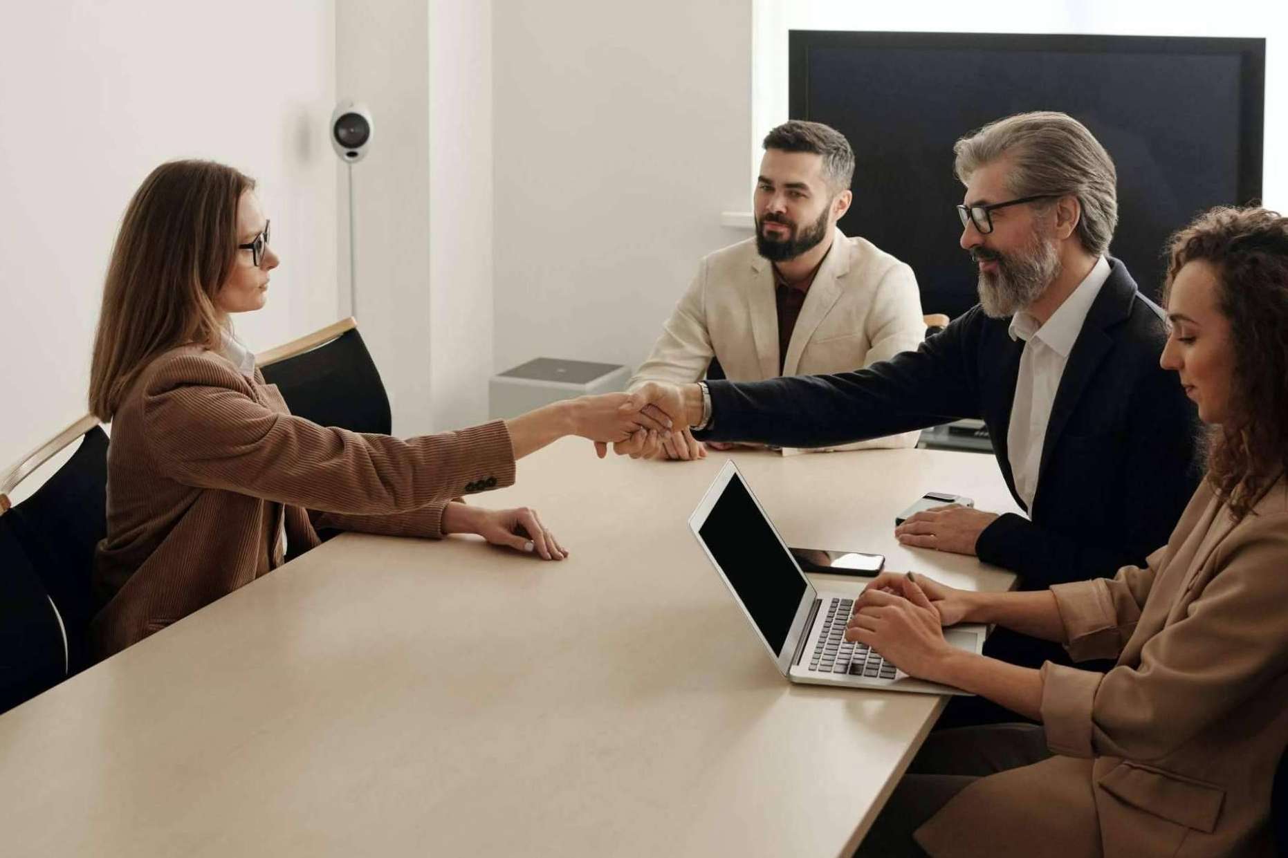 Convertir conexiones en efectivo, Programa de referidos ExpoCredit