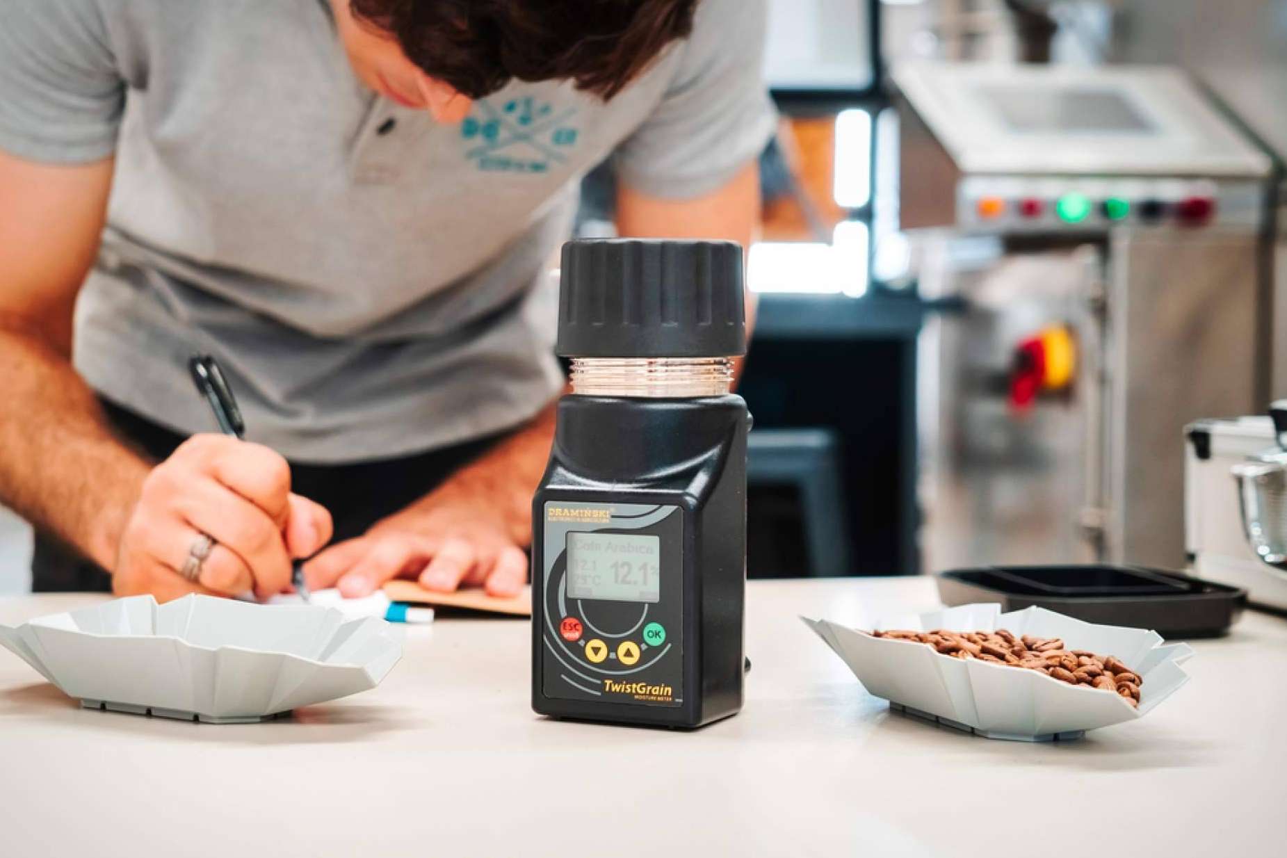 El proyecto D·Origen Coffee Roasters busca transformar la cultura del café en España