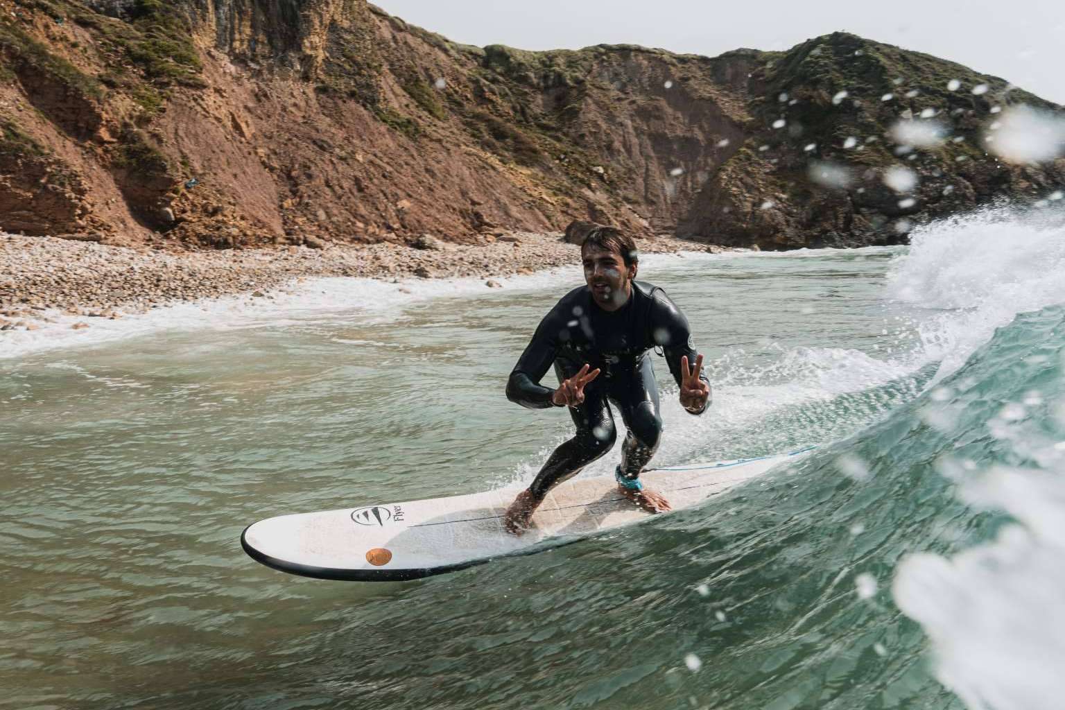 Entrevista con Flysurf; la marca que necesita el surfista principiante
