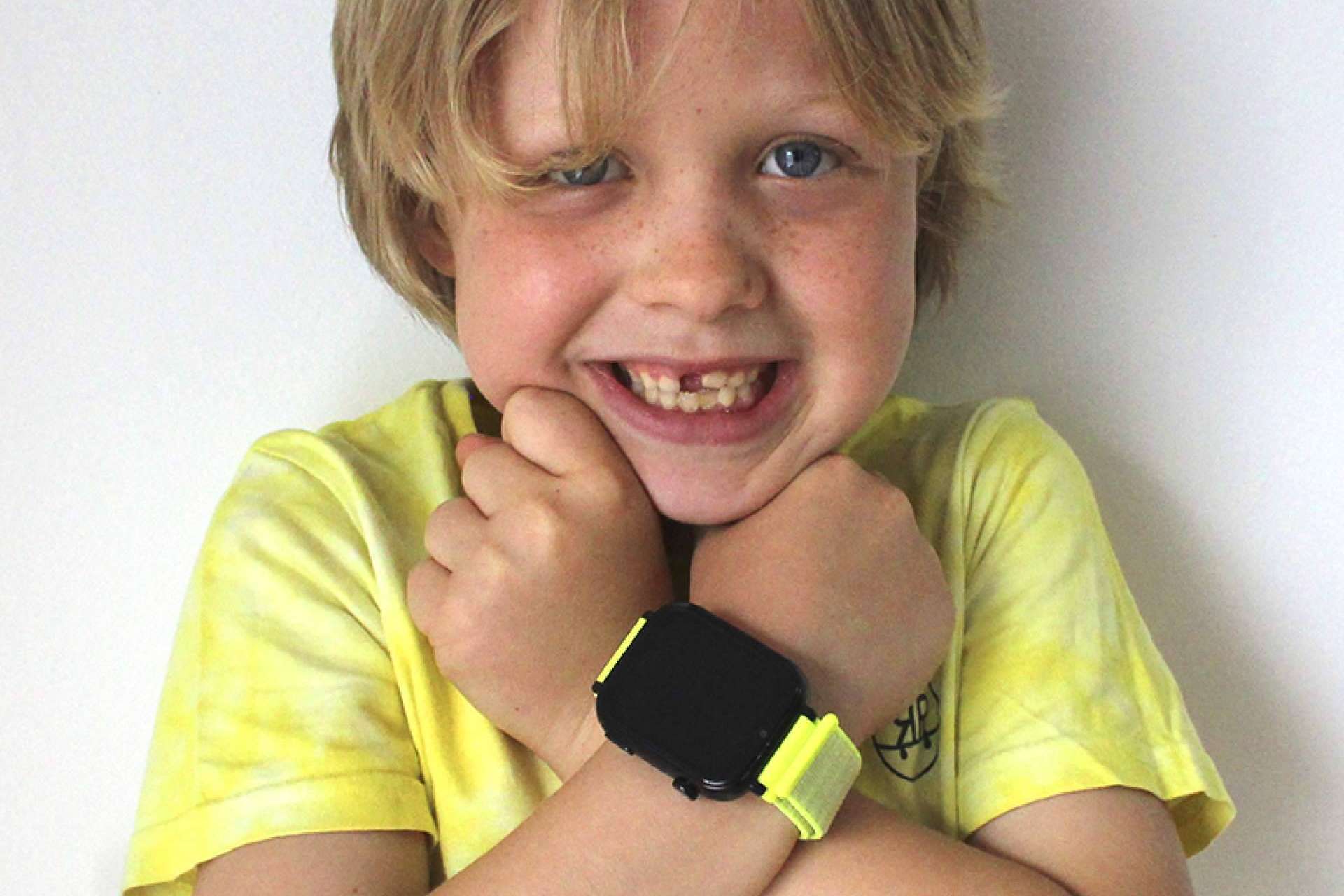 SaveFamily presenta SaveWatch Plus, el reloj inteligente para niños