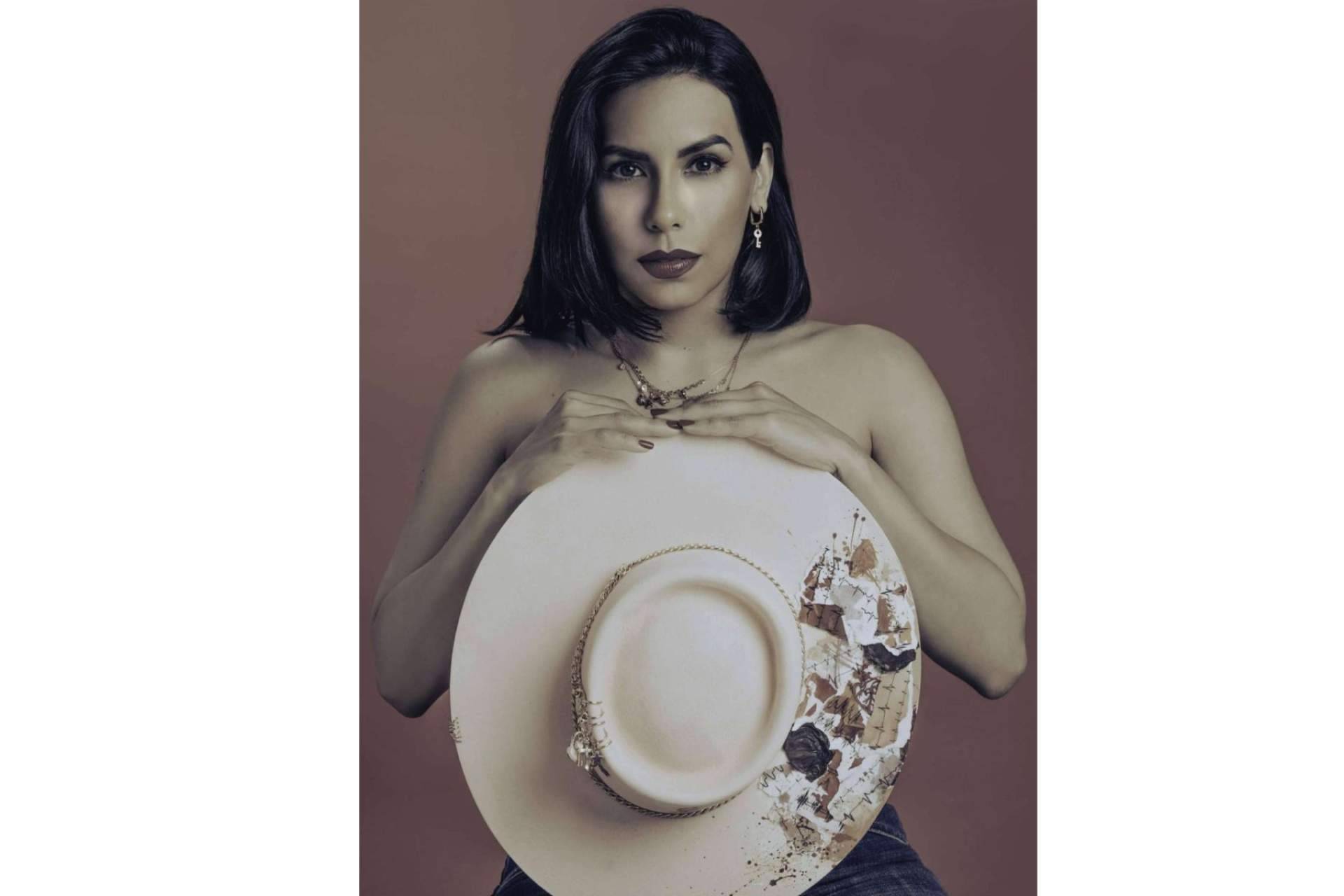 Alejandra Belén lanzará un poemario en el mes de octubre