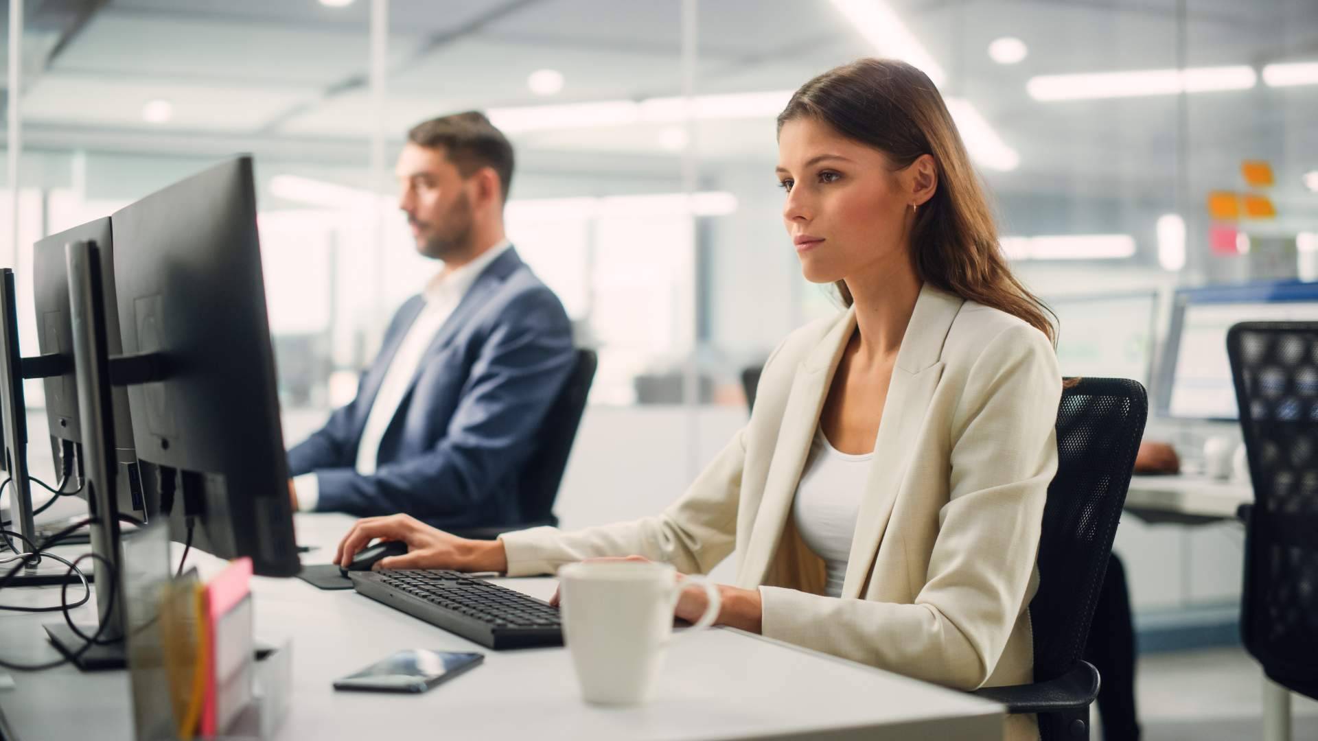 Implementar CRM en tres pasos con la ayuda de TREBEDE