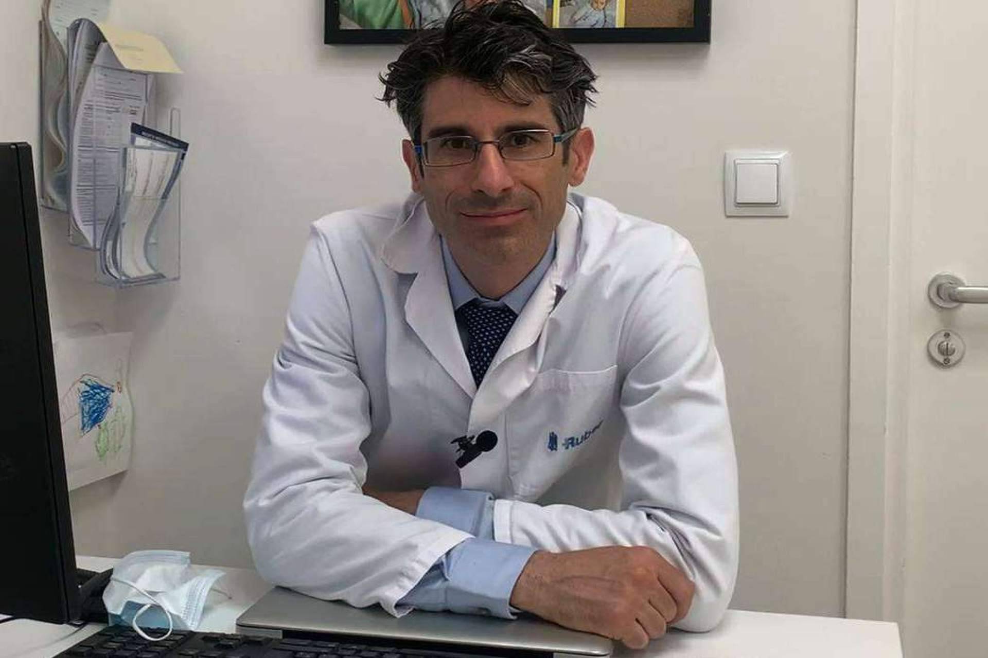 El Dr. Daniel Cabezalí habla sobre el hidrocele testicular en niños