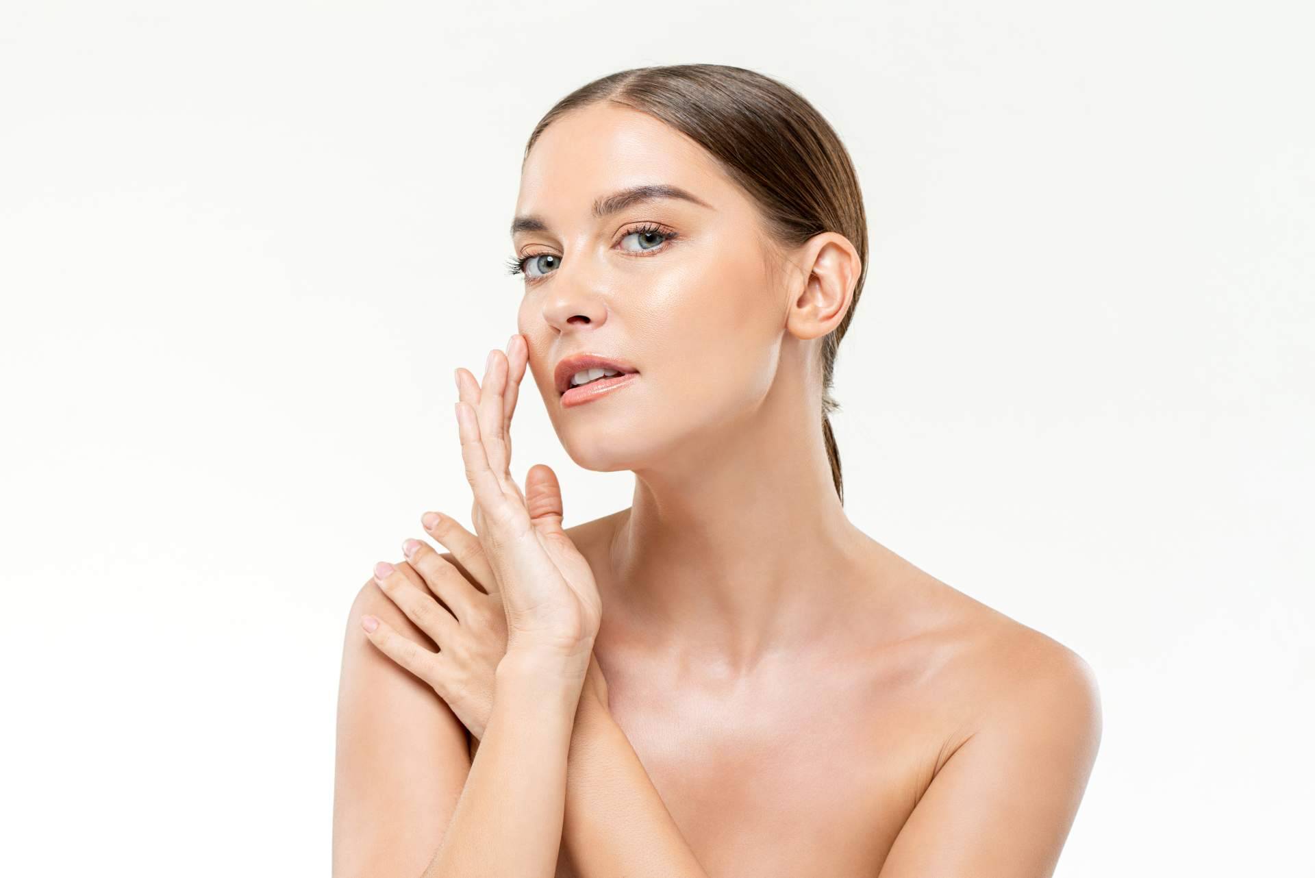 Renovar la belleza otoñal; descubrir el secreto de un cutis luminoso con el pack piel resplandeciente de Mediterranean Superfoods
