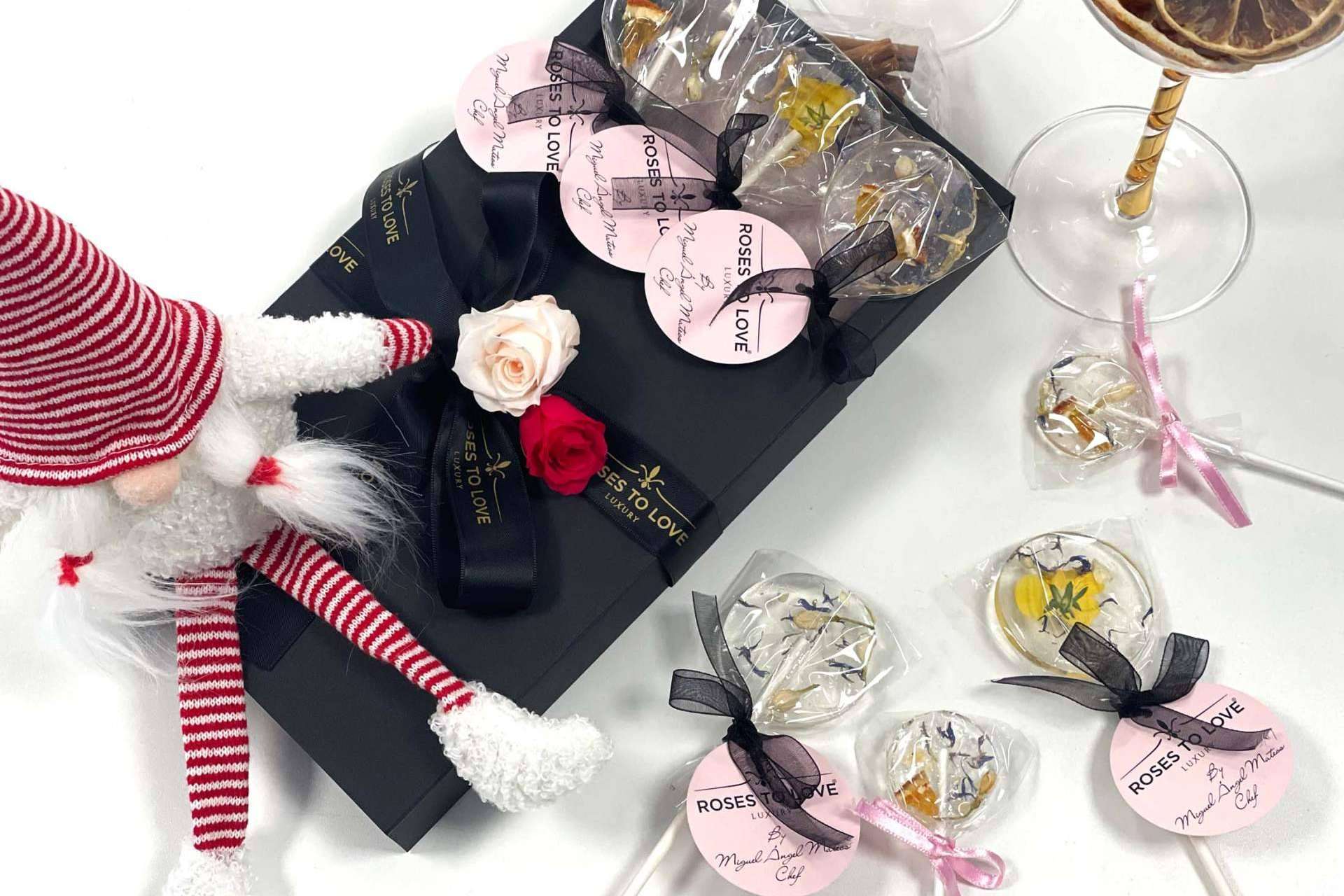 Roses to Love y sus pequeños placeres como las piruletas de flores comestibles
