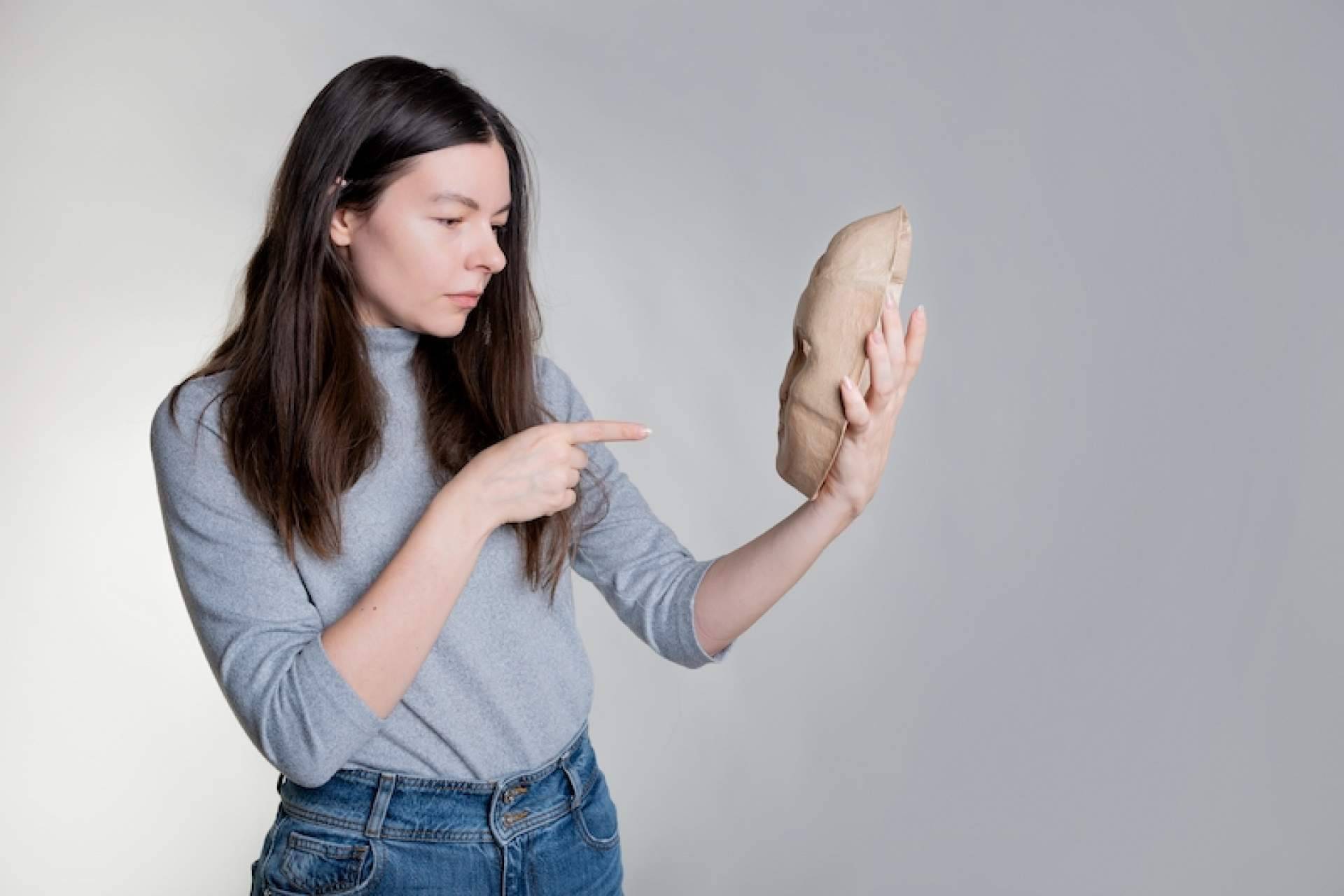El Síndrome de la Impostora puede afectar en una relación de pareja, ¿cómo se puede superar?