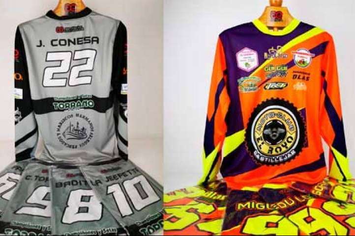 Camiseta motocross en ADHESIVOSEMBARRADOS