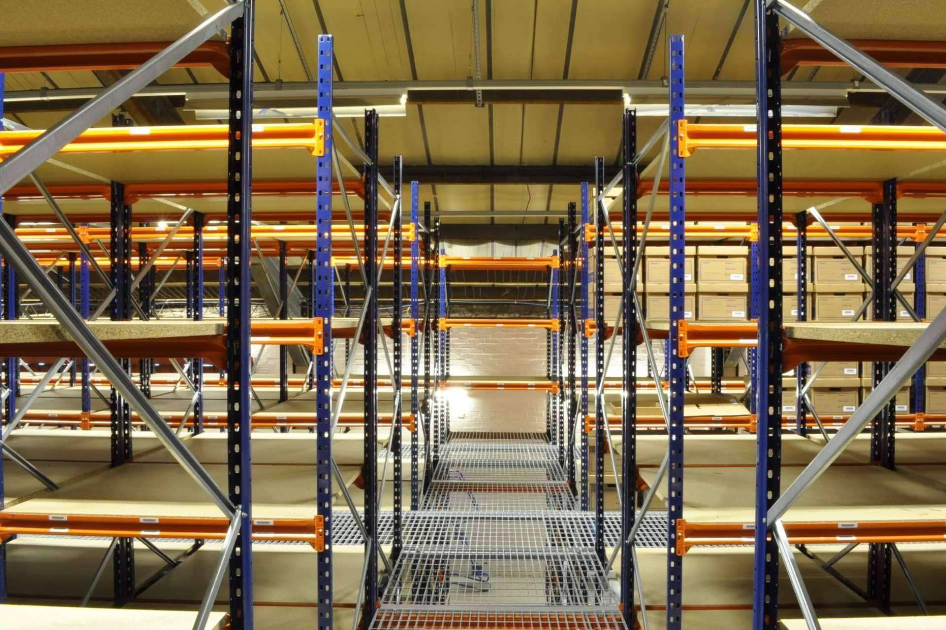 Estanterías picking para cargas pesadas, de la mano de la empresa Logisprix