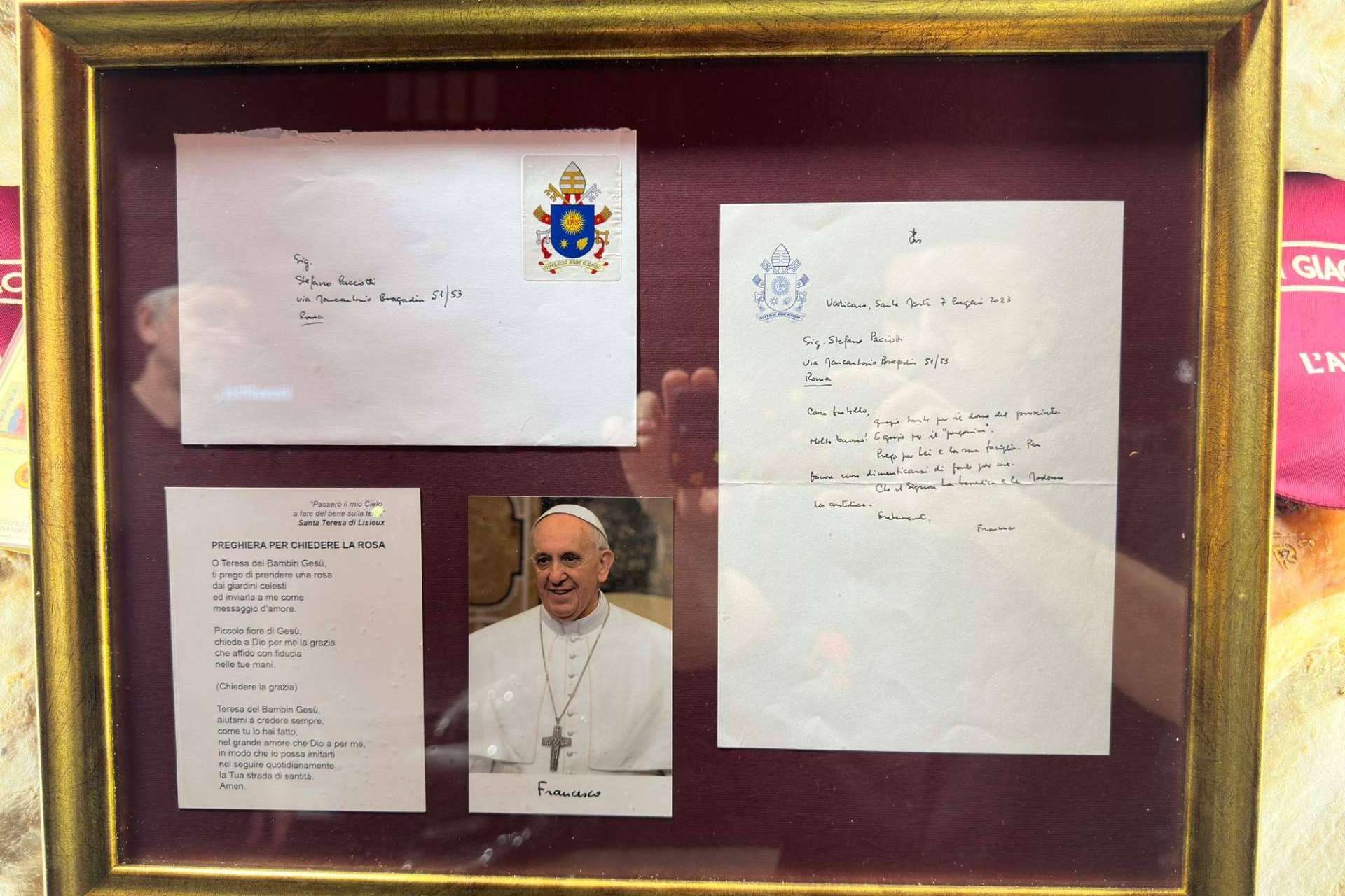 El primer jamón cocido 100 % ibérico de BEHER y Raspini recibe la aprobación del Papa Francisco a través de Paciotti