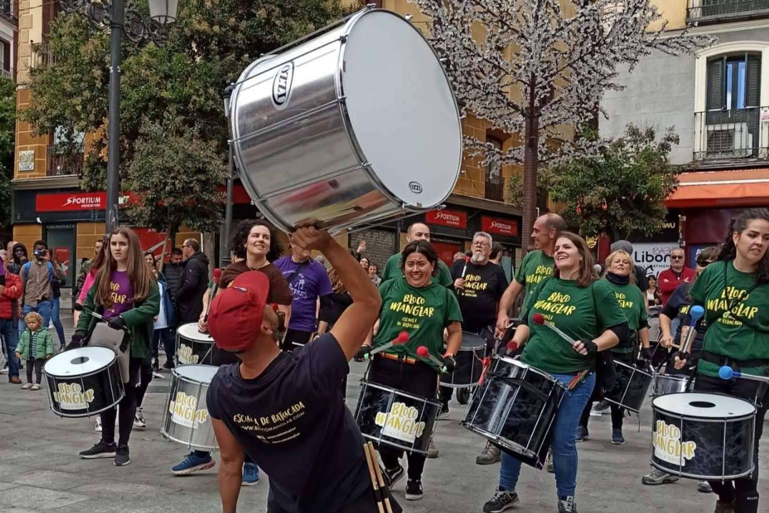 El surdo en la percusión brasileña, y dónde comprar uno en España