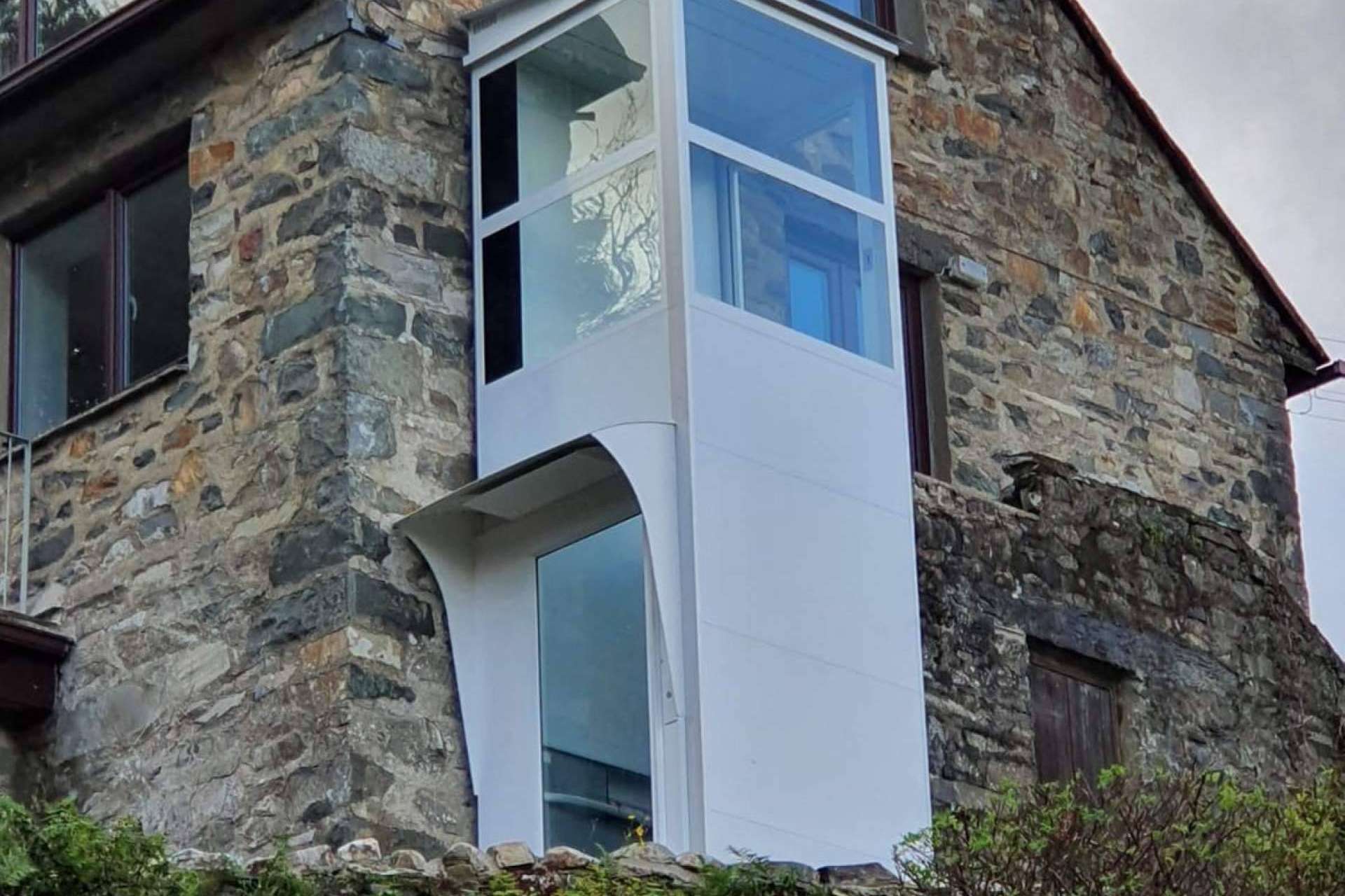 Con un ascensor exterior personalizado de Cibes Lift es posible acceder a una solución a medida