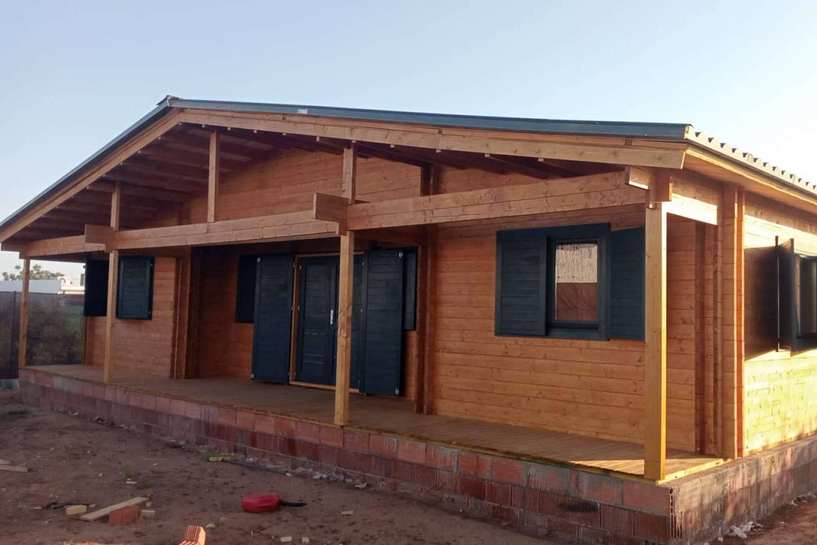 Casas de Madera Bálticas ofrece montaje de casas sostenibles y duraderas para un hogar confortable