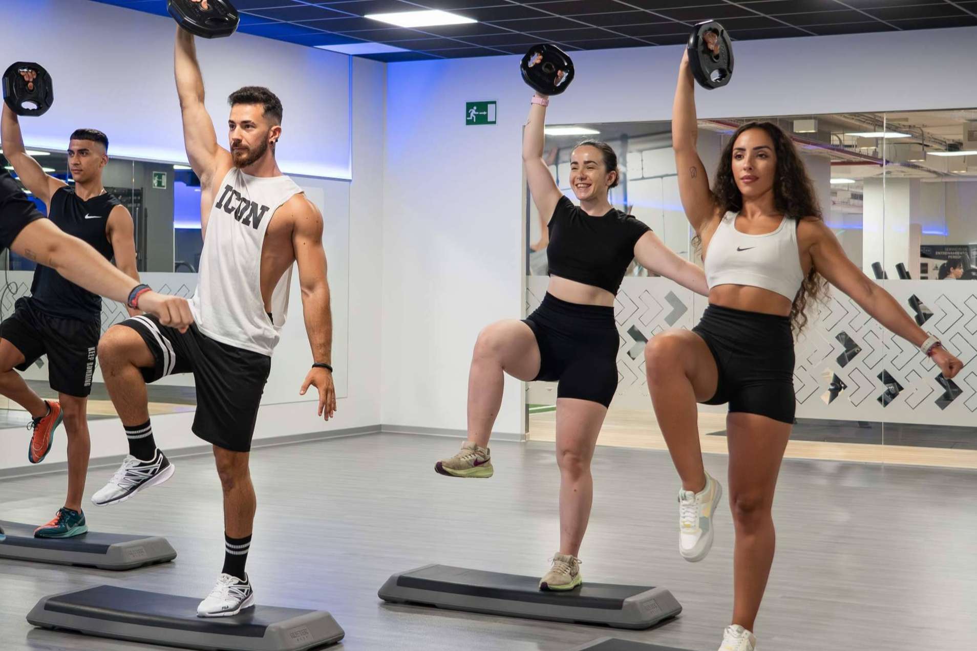 VivaGym habla sobre qué es mejor, ¿Entrenar por la mañana o por la tarde?