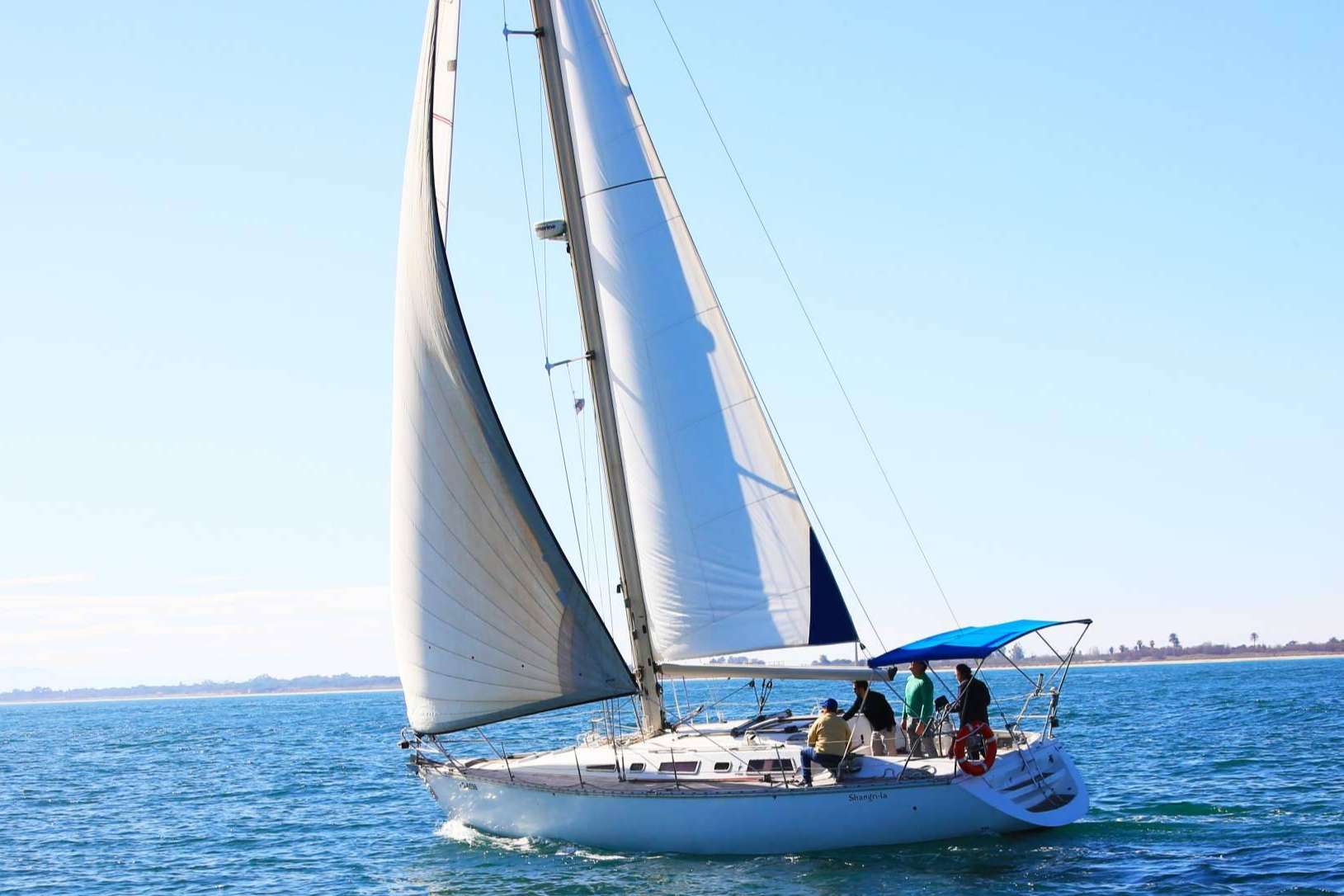 Los paseos en barco por Valencia son una experiencia única, por Paseos en Velero