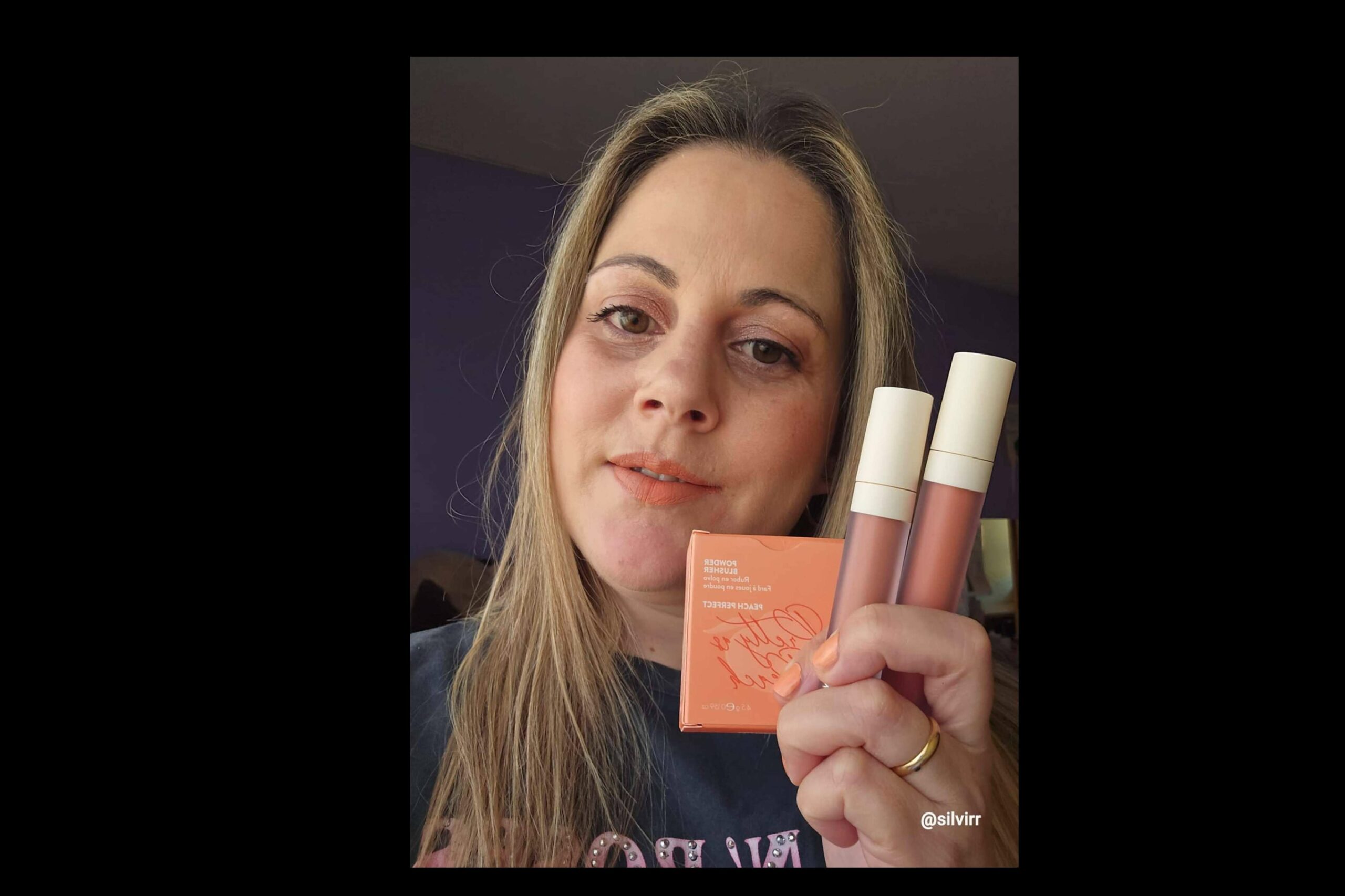 Silvia Rosado Roldan ofrece un variedad amplia de productos de cosmética Farmasi