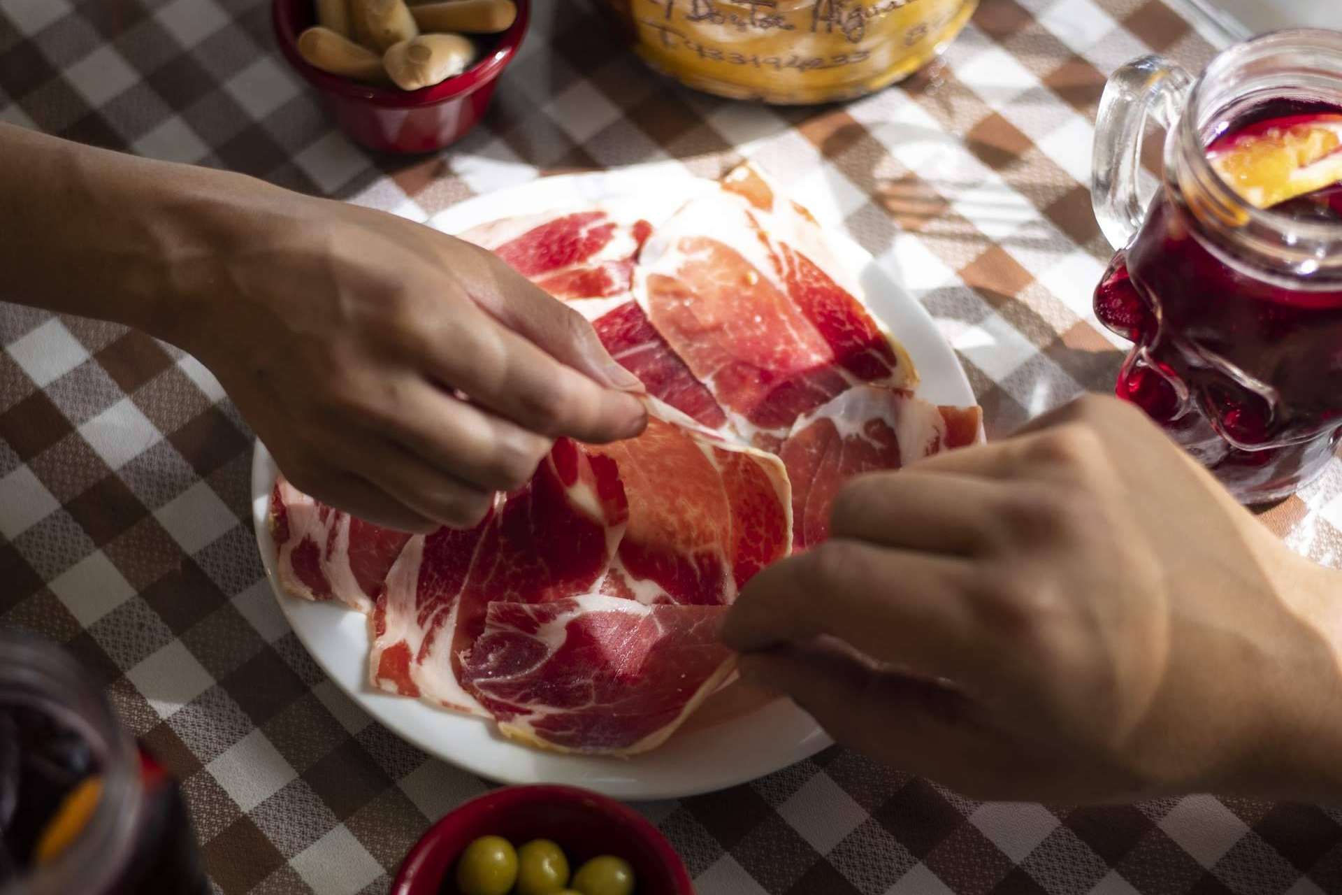 Pasa Tapas entre la guía de paradas gastronómicas obligatorias por la Barceloneta