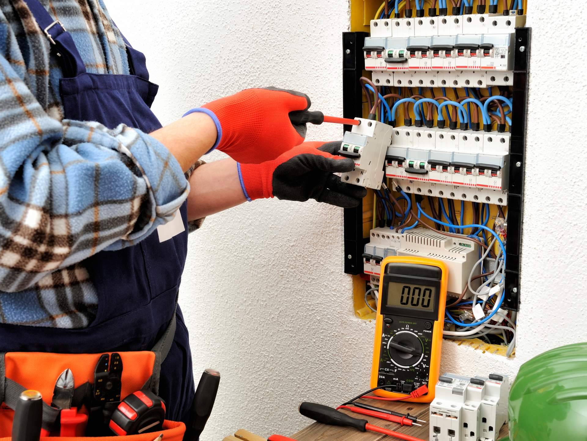 En Cadenza Electric es posible comprar material Schneider online a un excelente precio y pagar a 30 o 60 días