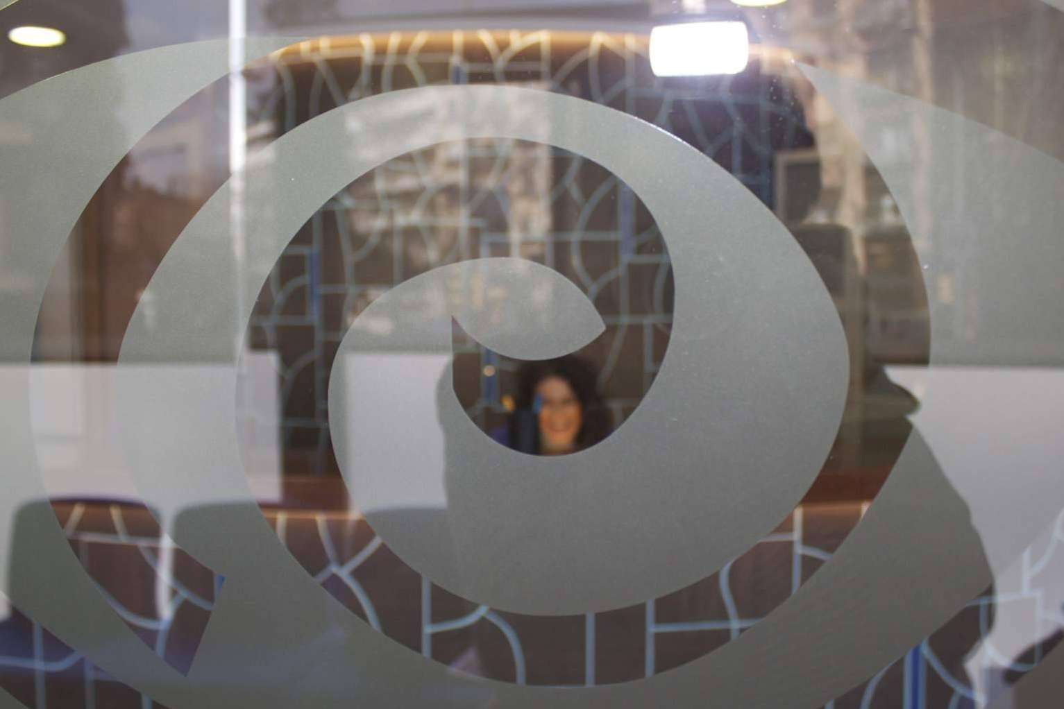 Estética ocular y blefaroplastia en el IOTT, más que apariencia es bienestar