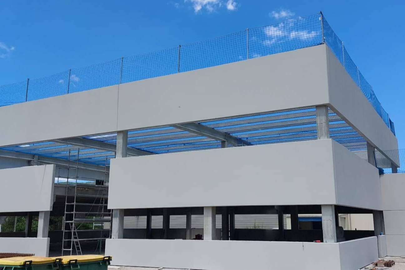 Redes de seguridad y líneas de vida de Redes y Protección, las soluciones de seguridad en obra