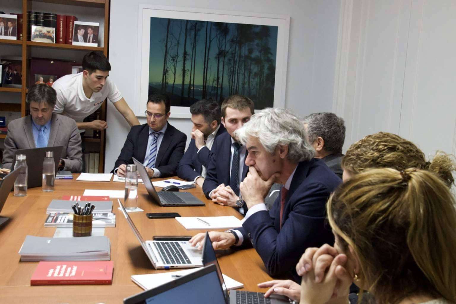 Sapinn, una consultoría que enseña a las pymes cómo usar la IA para potenciar sus negocios