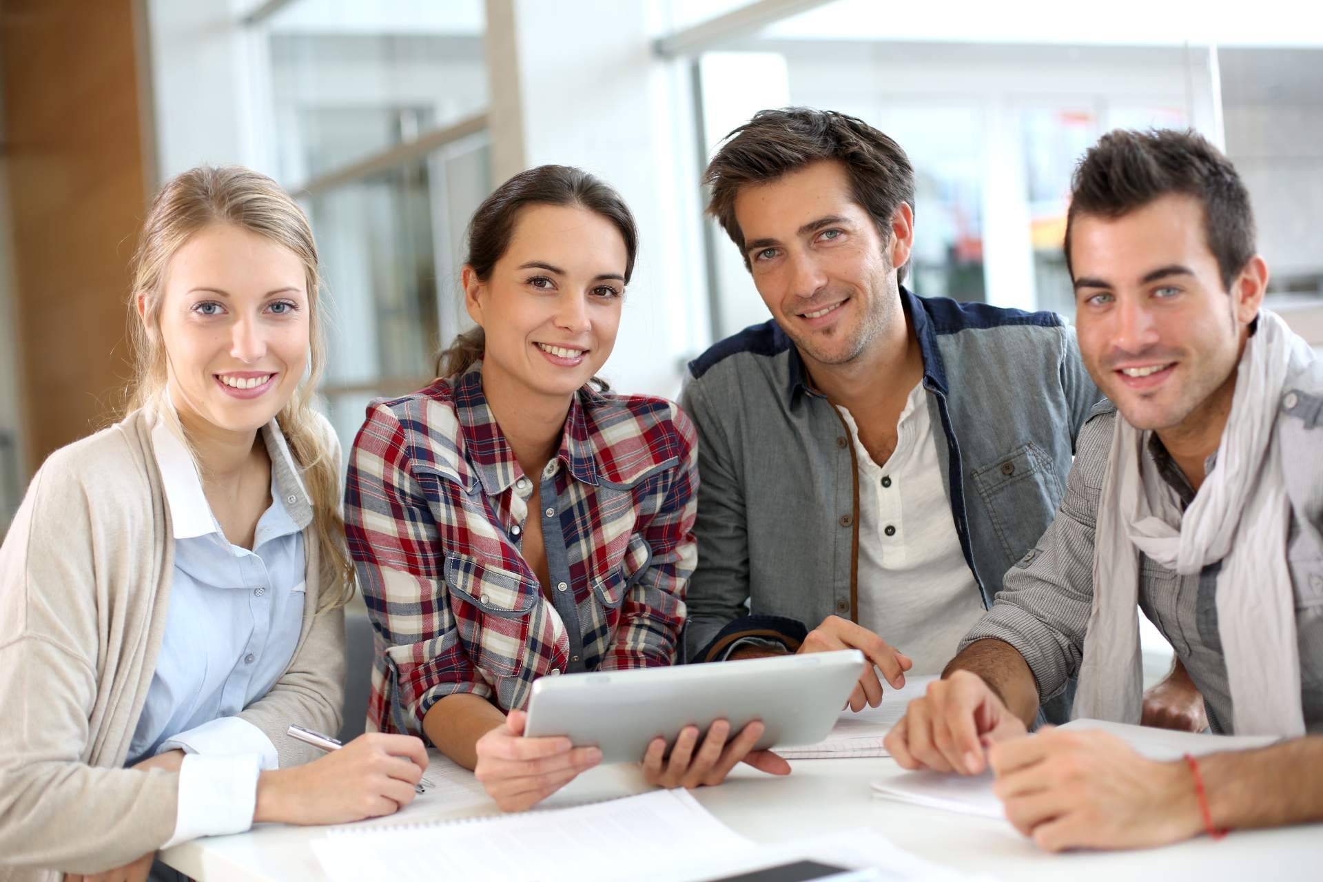 Doble máster en Marketing Digital y Analytics y en Dirección comercial y Marketing, de la mano de ENEB