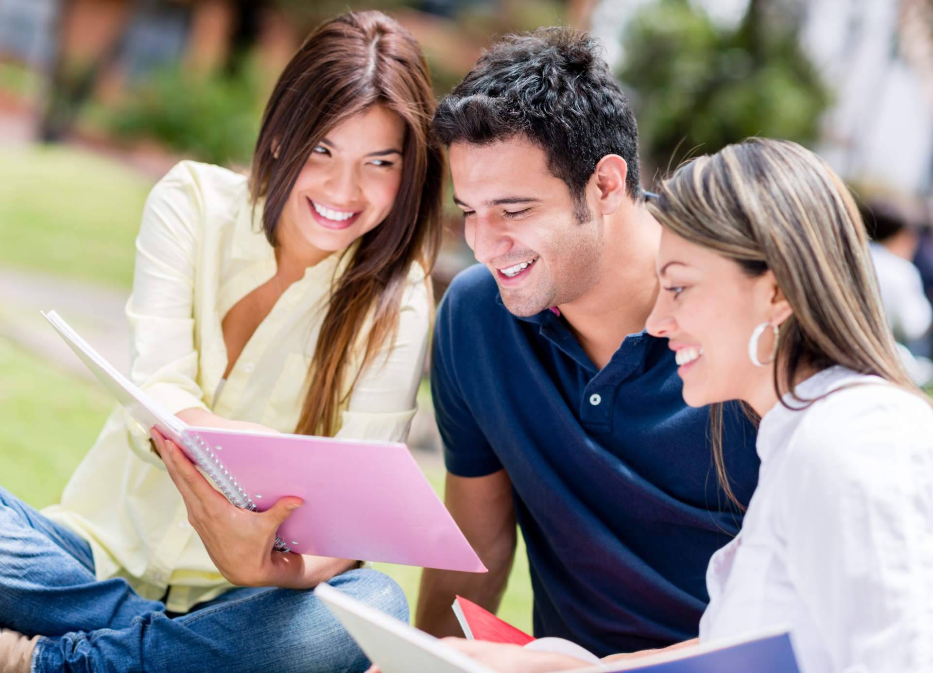 Los cursos superiores de ISEB cuentan con programas formativos actualizados para crecer profesionalmente