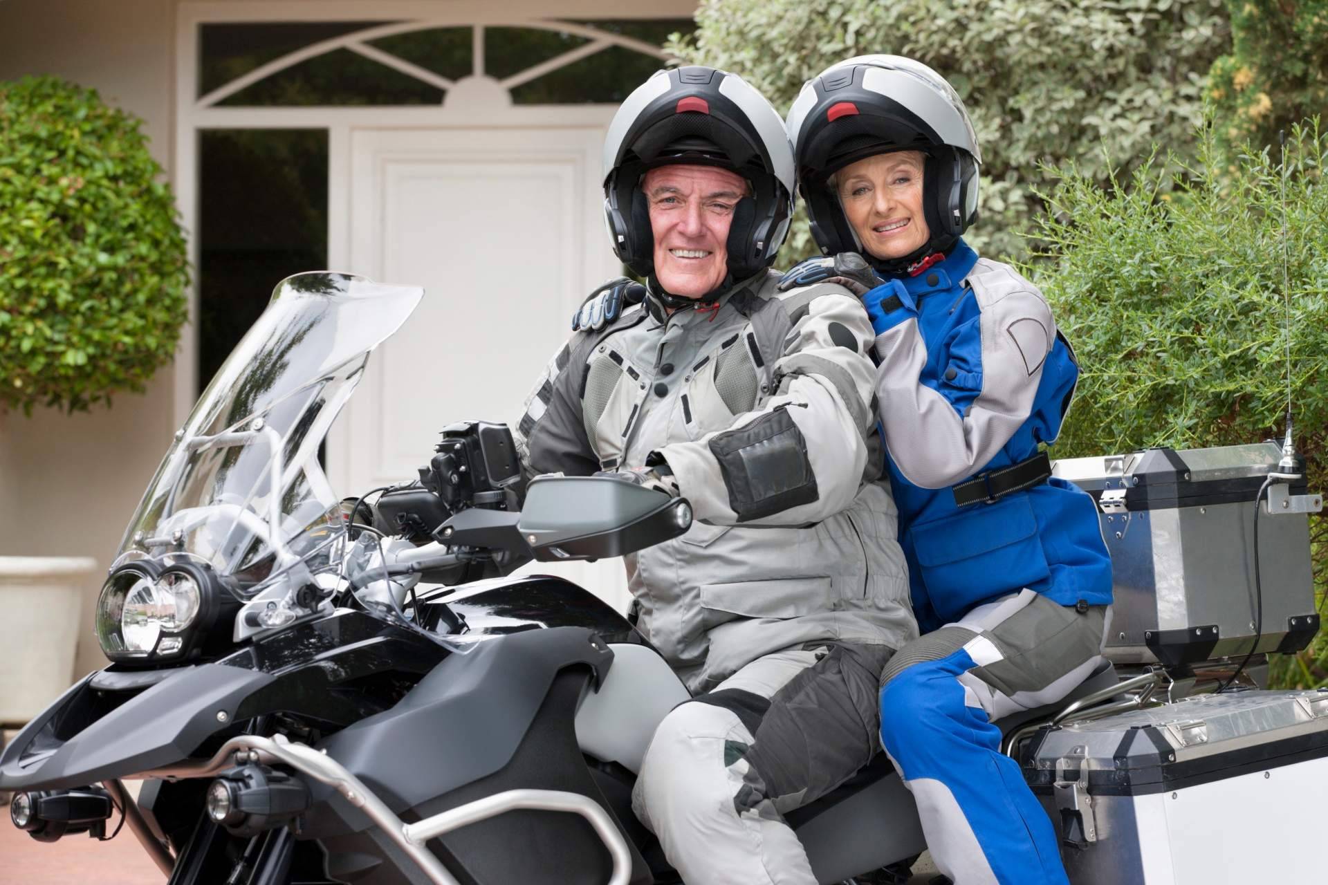 Estos son los beneficios de conducir moto en cualquiera de las estaciones del año
