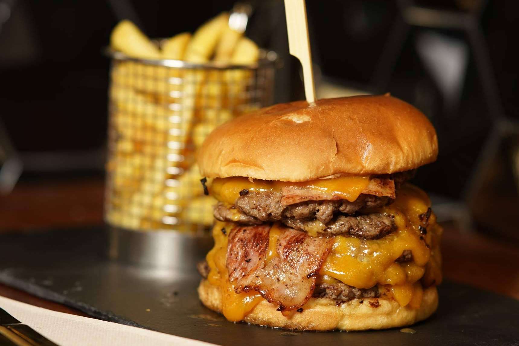 Smash burgers al estilo americano, en New York Crush