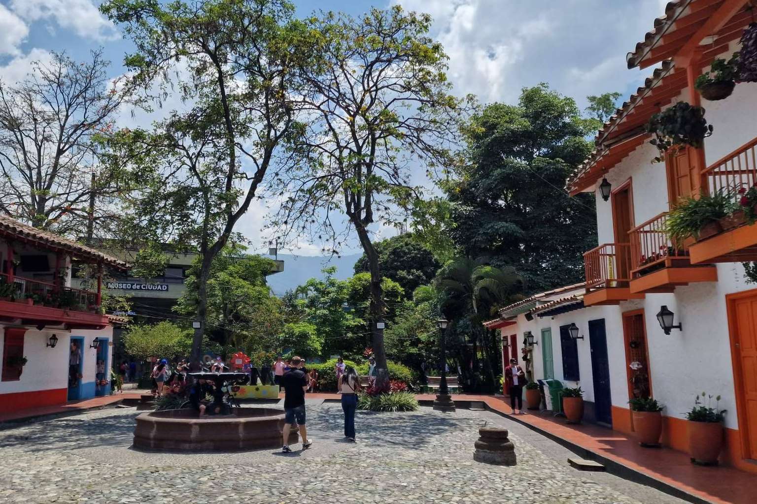 Transfers & Tours, el socio estratégico de confianza para agencias de viajes que envían clientes a Colombia