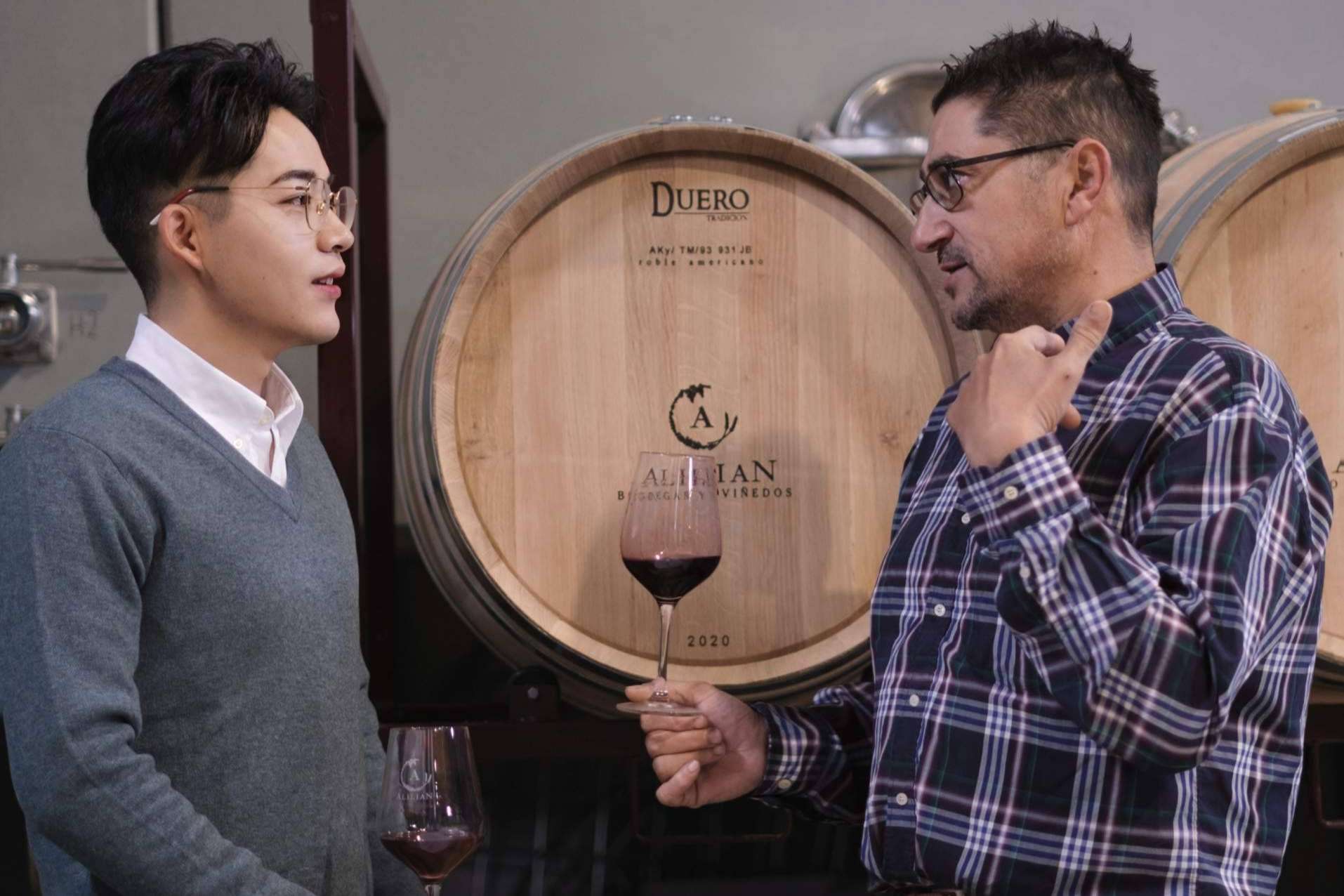 Bodegas Alilian, una bodega familiar ubicada en la zona más emblemática de la Ribera de Duero