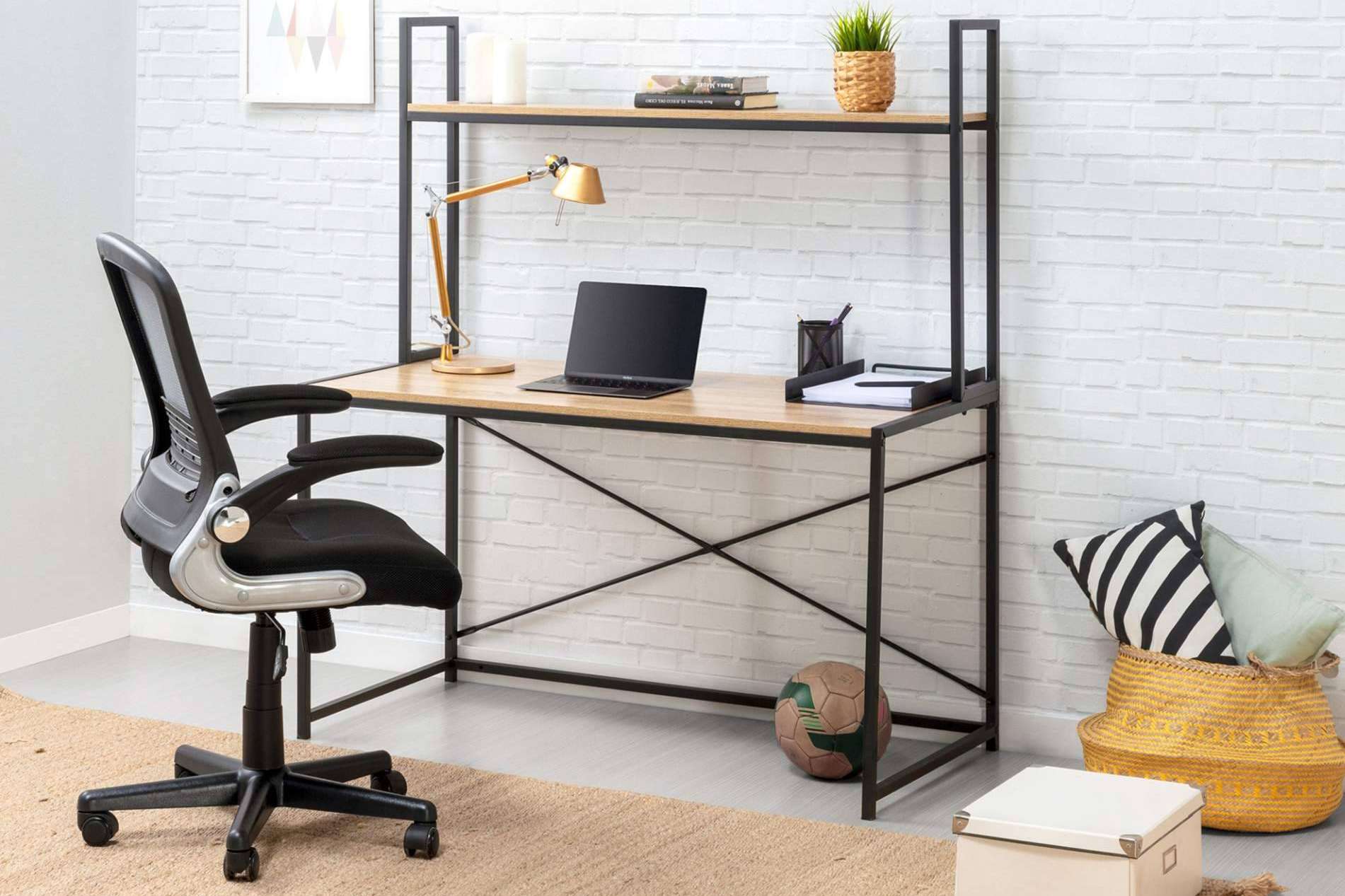 Muebles de oficina que llevan el estilo de un espacio de trabajo a otro nivel, con Top Mueble